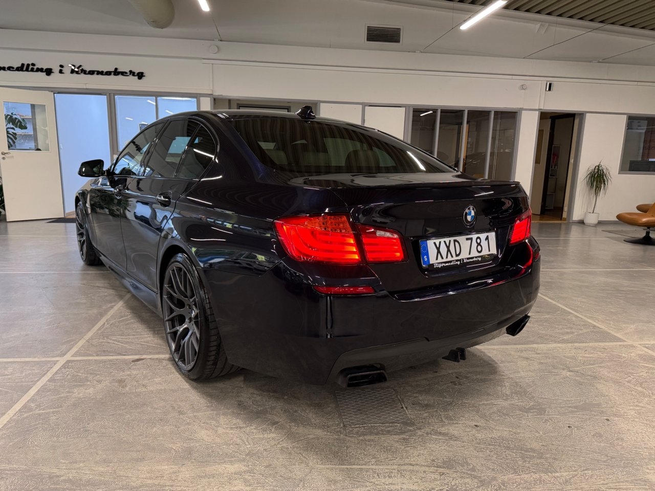 BMW 550 i Sedan M Sport Taklucka 2011, photo 5/10