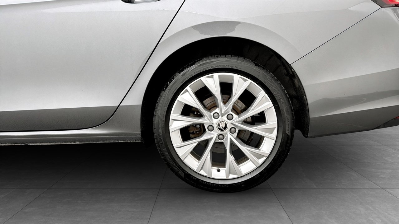 Skoda Superb 2025, bild 6/21