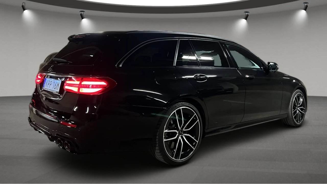 Mercedes-Benz E 53 AMG 4MATIC+ PANO 2020, photo 5/10