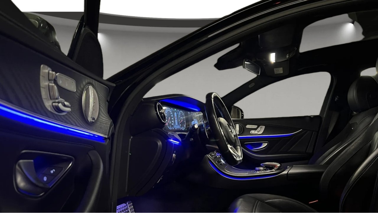 Mercedes-Benz E 53 AMG 4MATIC+ PANO 2020, photo 6/10