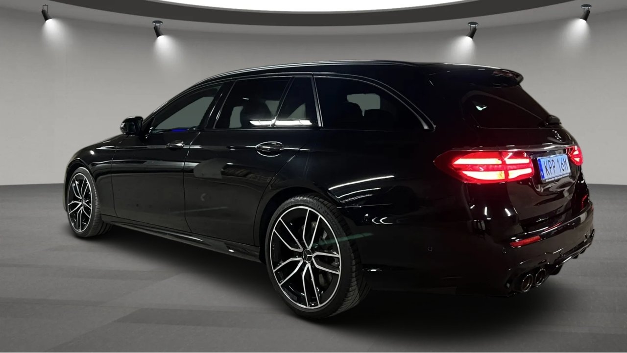 Mercedes-Benz E 53 AMG 4MATIC+ PANO 2020, photo 3/10