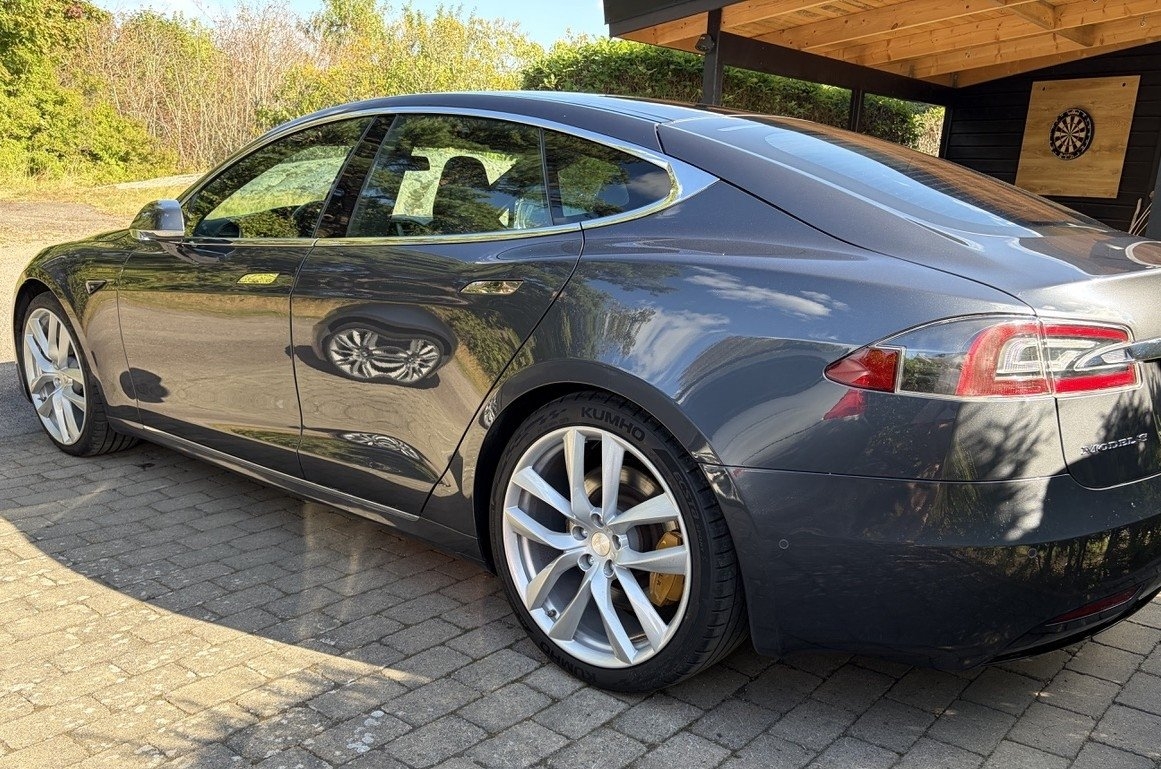 Tesla Model S 2019, kuva 2/10