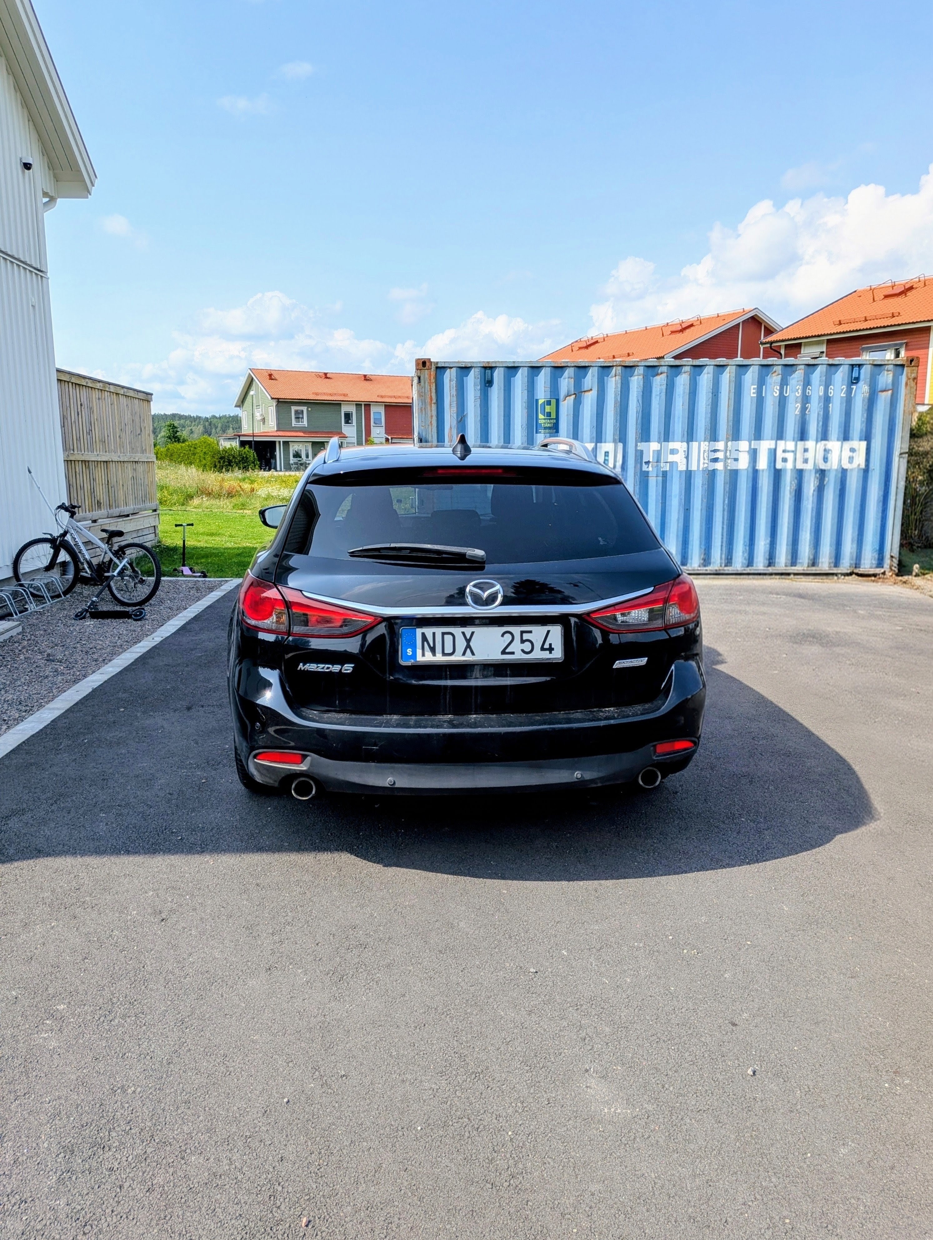 Mazda 6 Wagon 2.0 SKYACTIV-G Manuell 2013, bild 2/5
