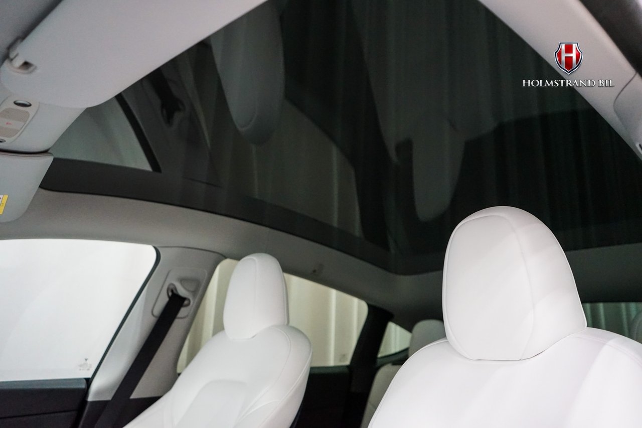 Tesla Model Y 2024, kuva 7/10