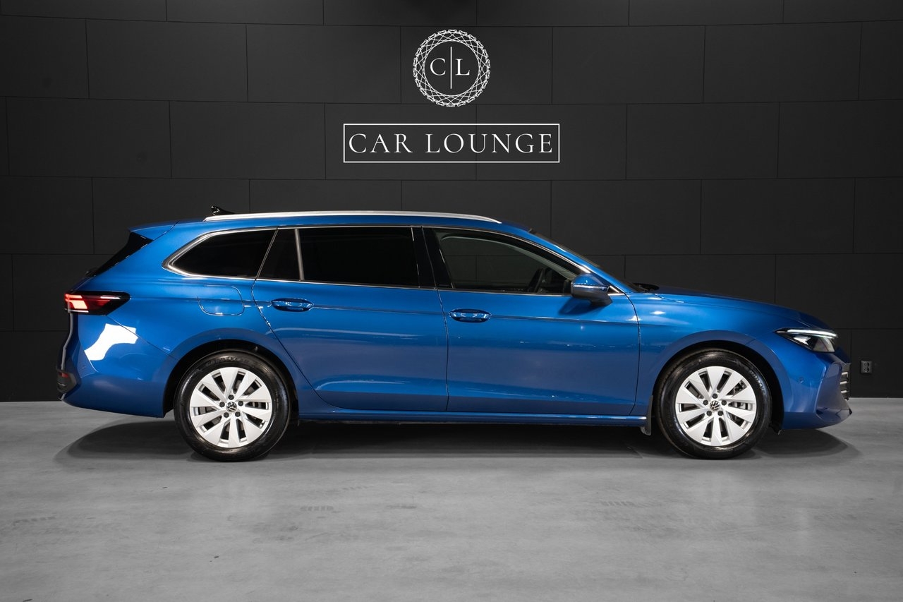 Volkswagen Passat 2025, photo 2/10