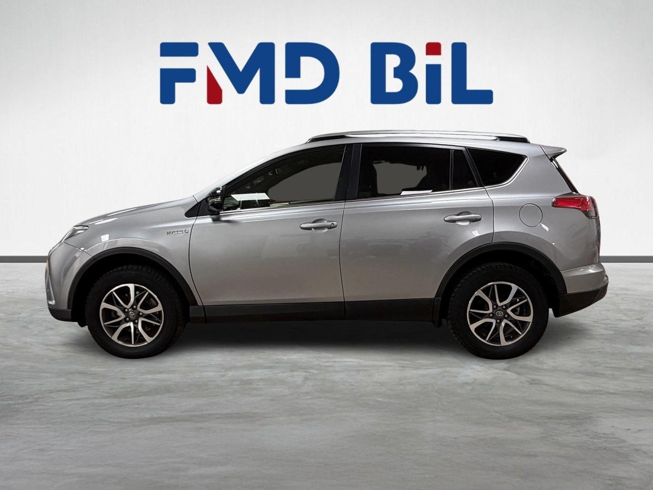 Toyota RAV4 HYBRID AWD 197HK X-EDITION 2018, kuva 2/10