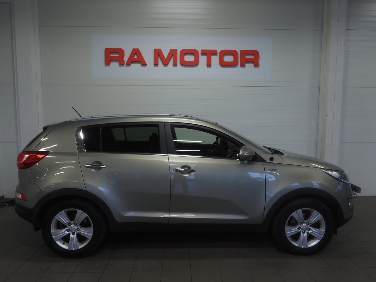 Kia Sportage 2.0 CRDi 184hk AWD EX 2013, bild 4/10
