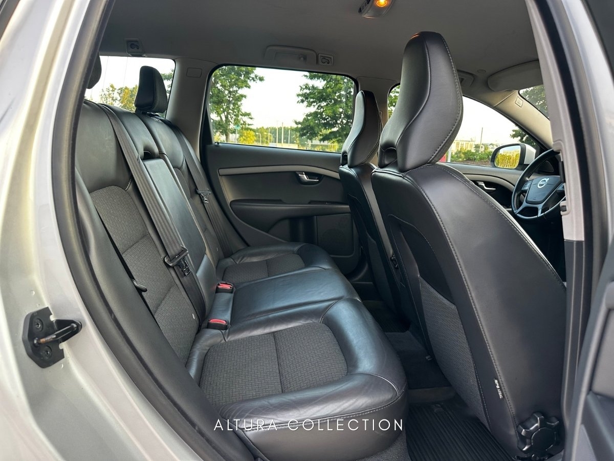 Volvo V70 D2 Momentum Nordic Edition 2013, bild 4/10
