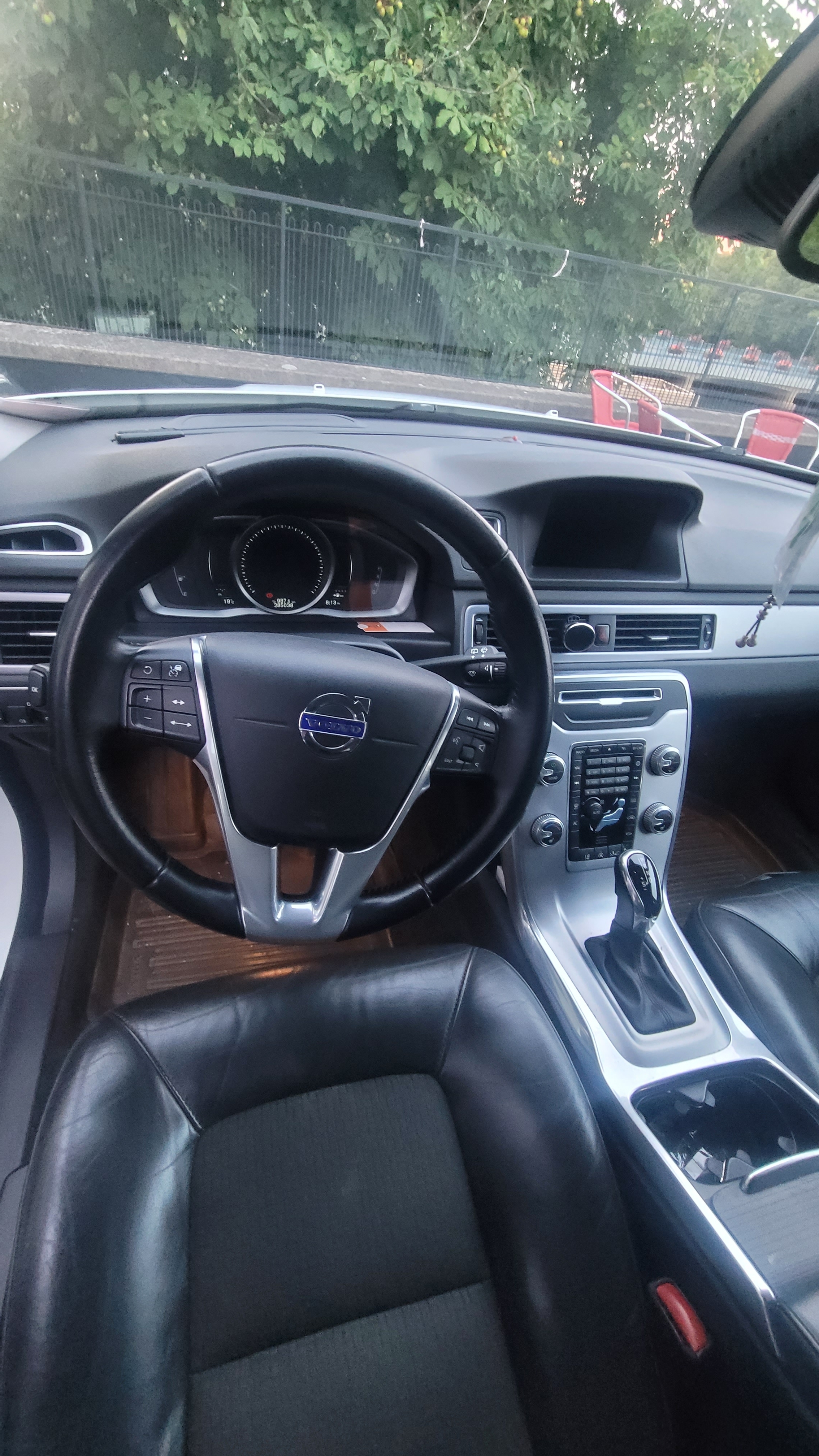 Volvo V70 D4 Geartronic 2016, kuva 6/10