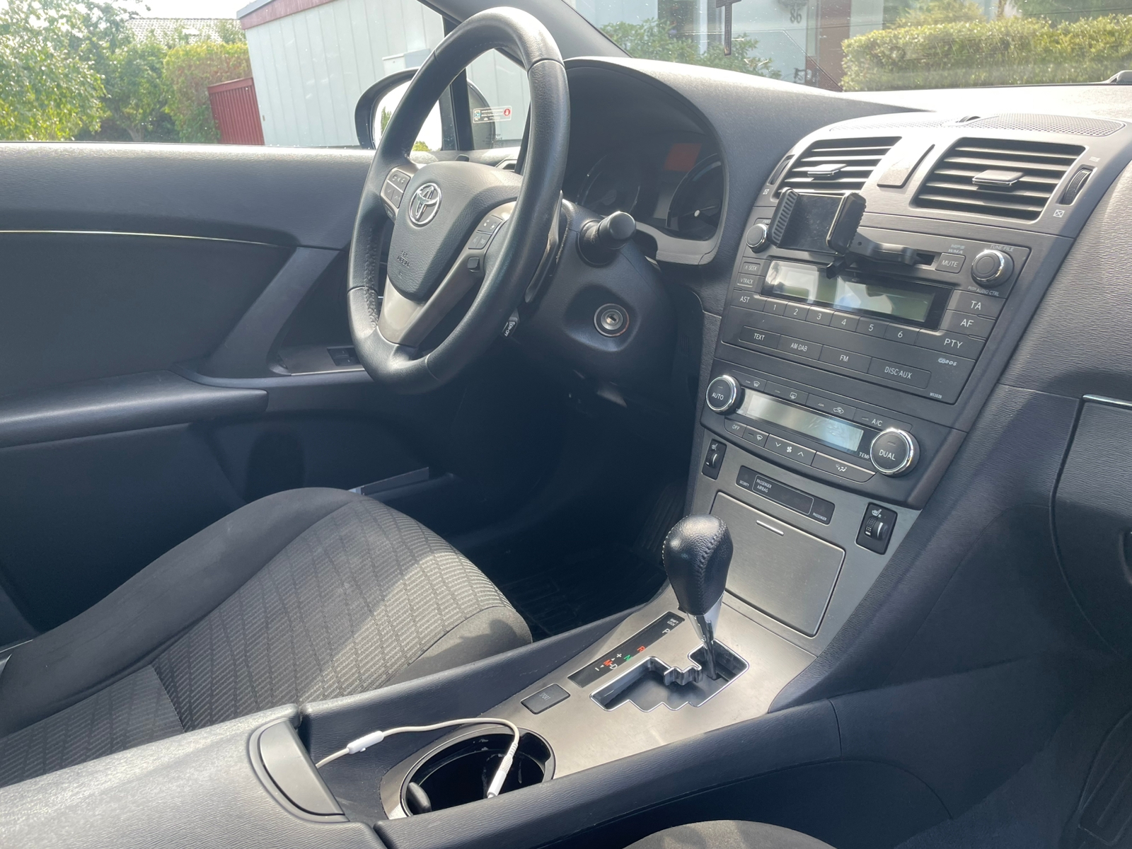 Toyota Avensis Sedan 2.0 Multidrive S 2010, bild 7/10