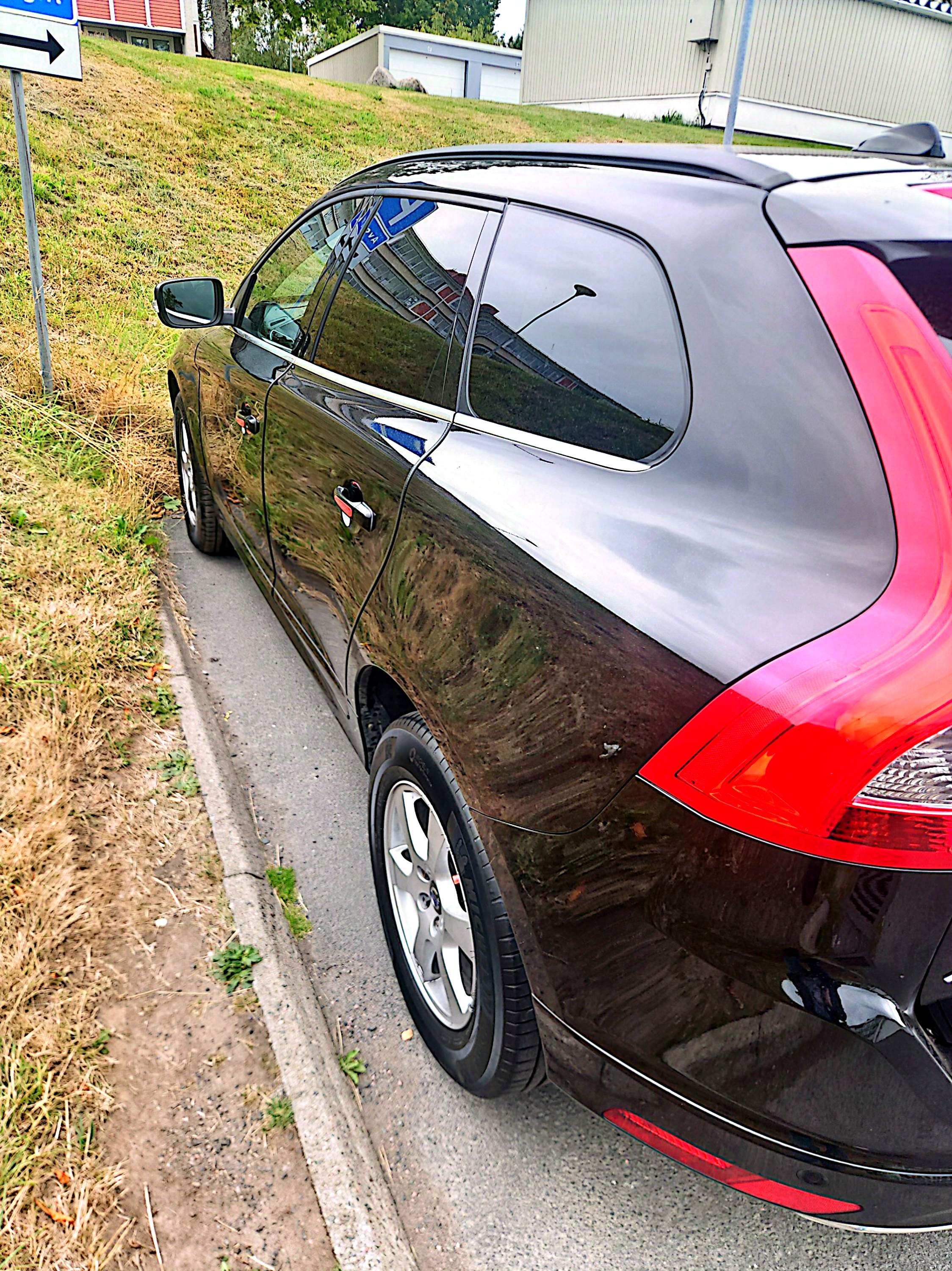 Volvo XC60 D4 Geartronic 2016, kuva 6/10
