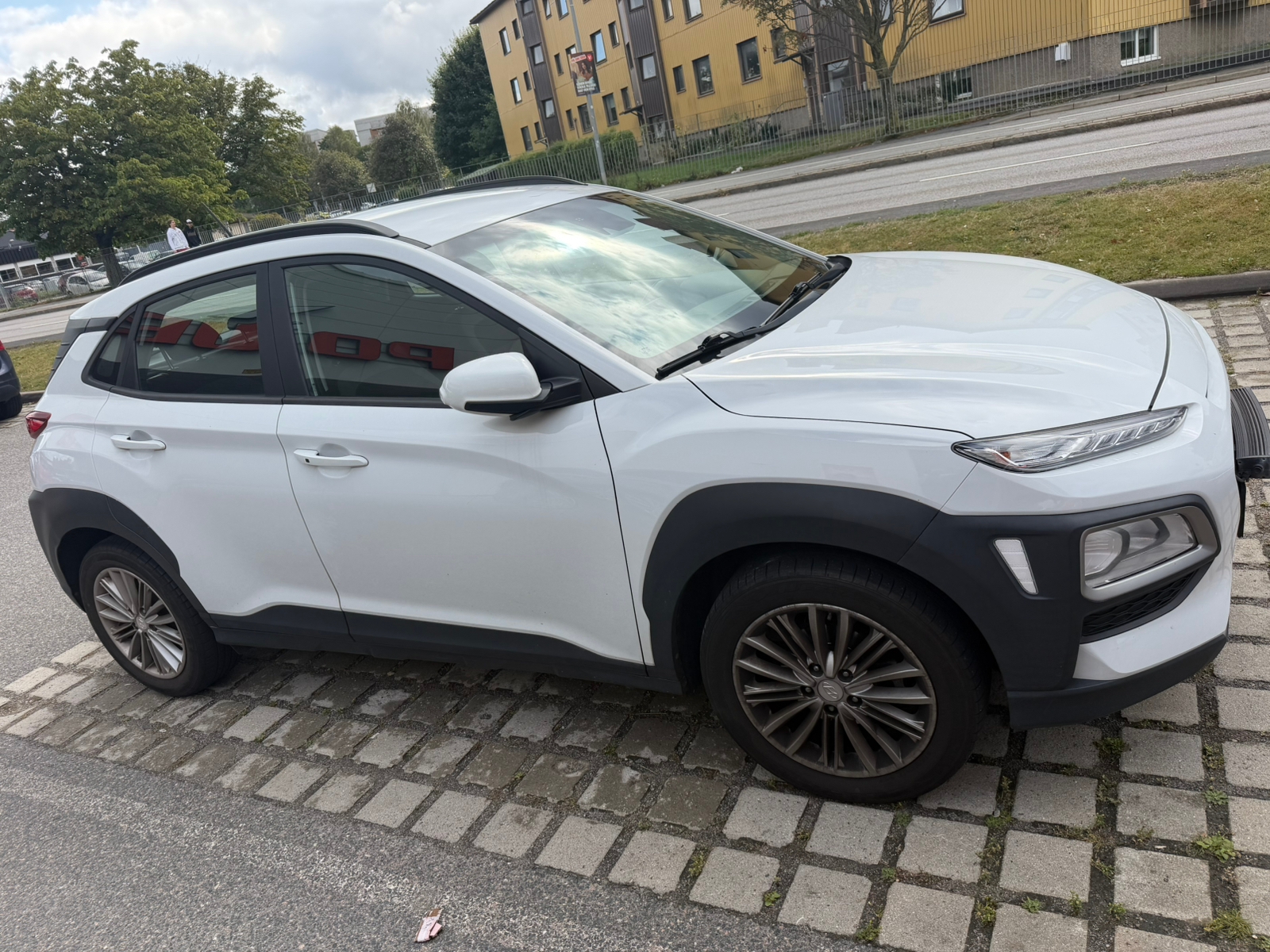 Hyundai Kona 1.6 CRDi DCT 2020, kuva 2/6