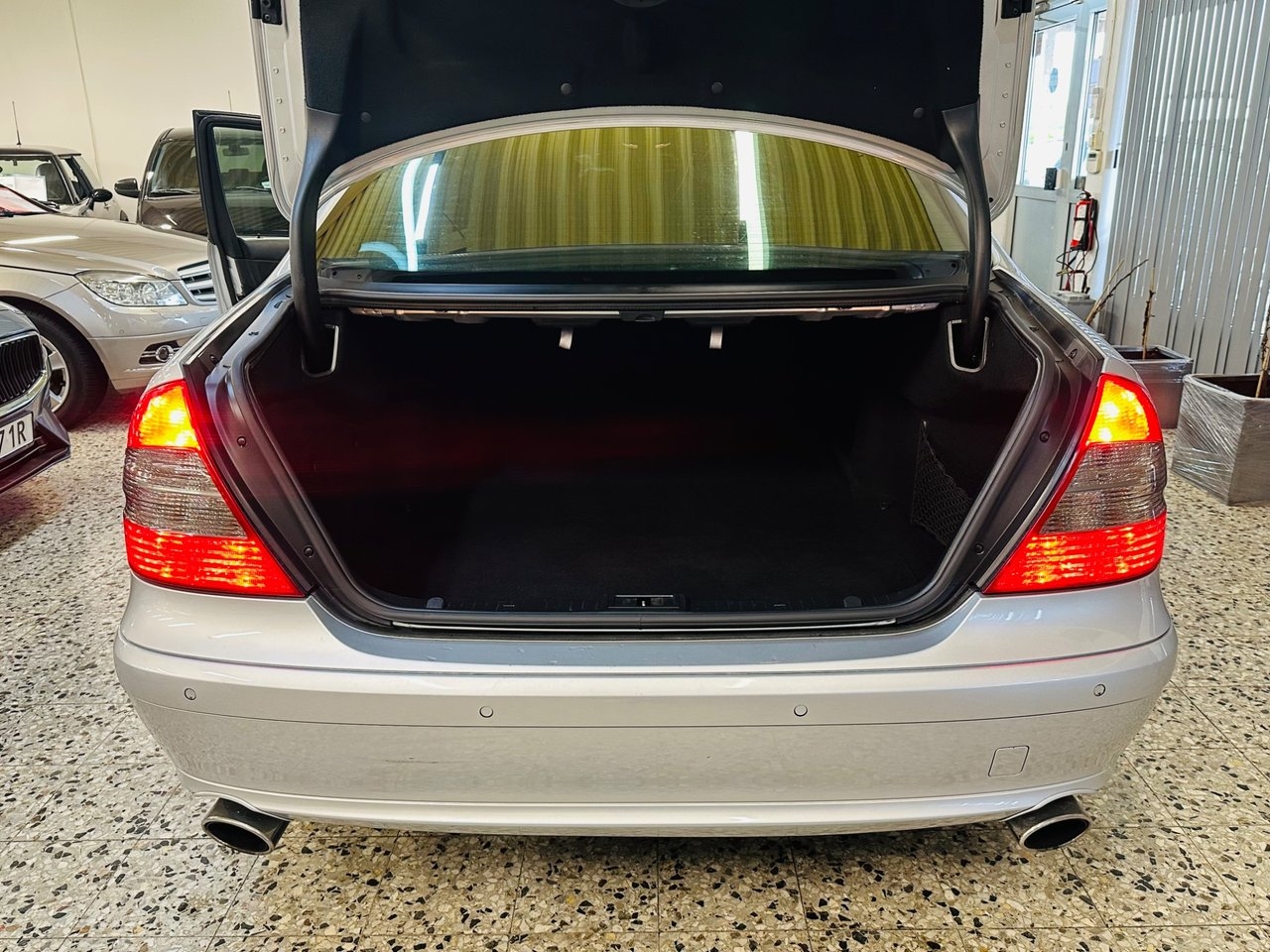 Mercedes-Benz E 2007, bild 6/10