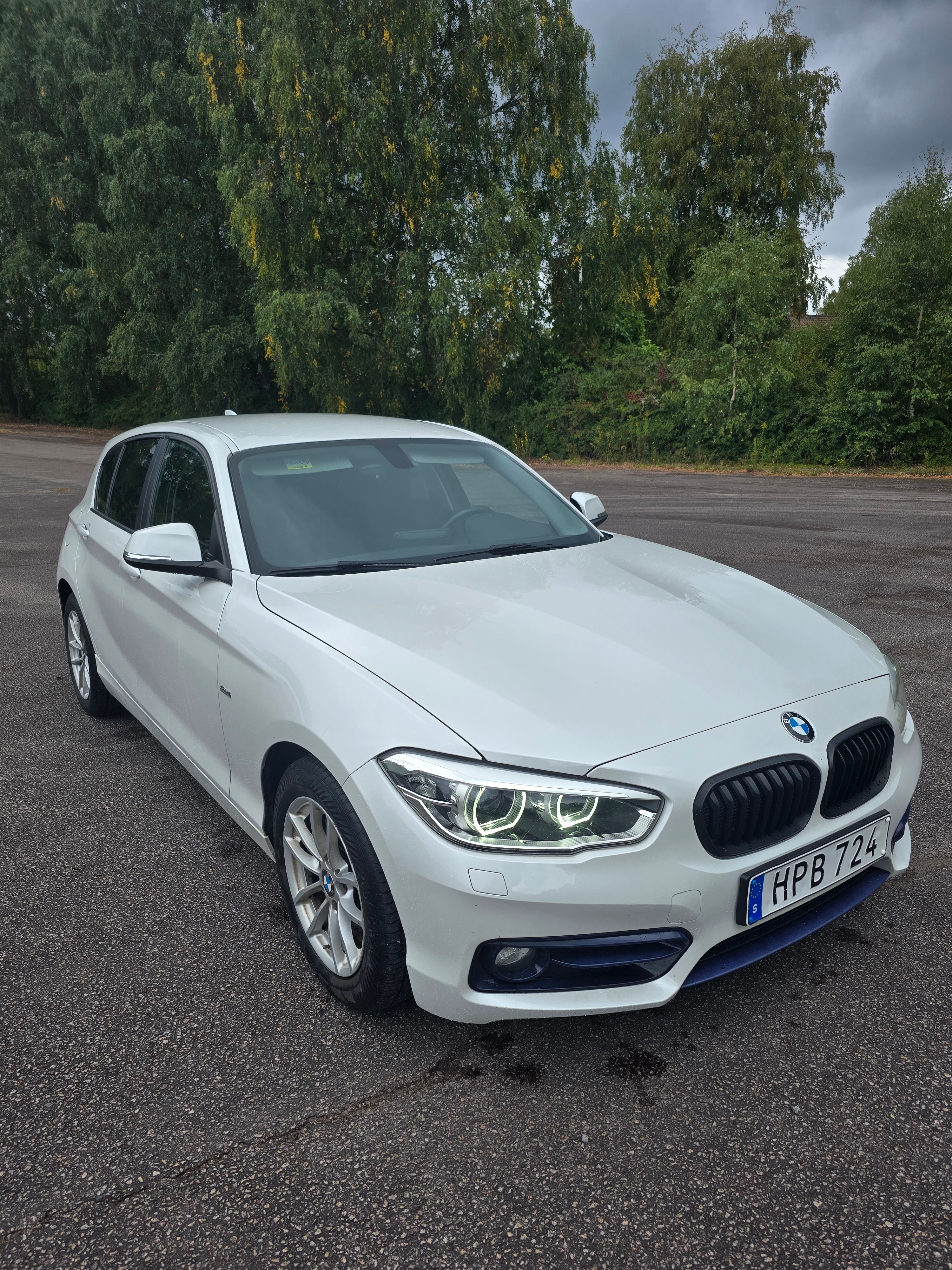 BMW 116 d 5-dörrars Manuell 2016, bild 4/4
