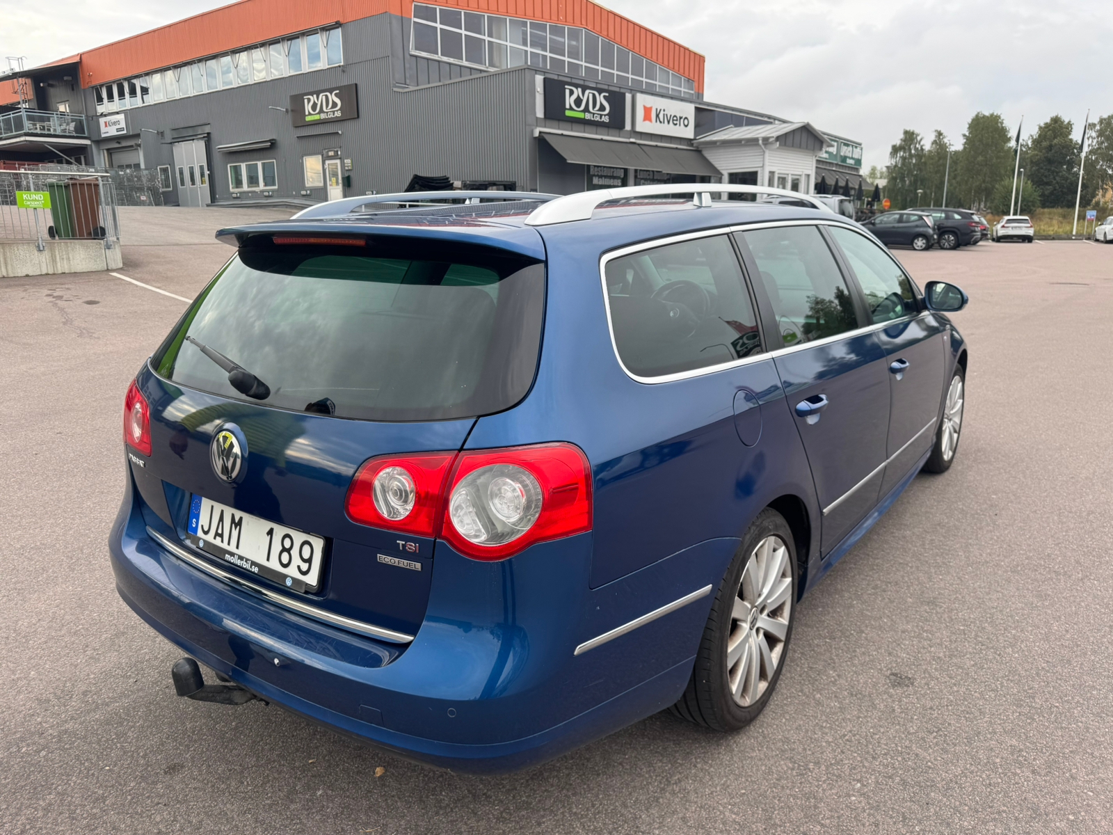 Volkswagen Passat 2010, bild 5/10