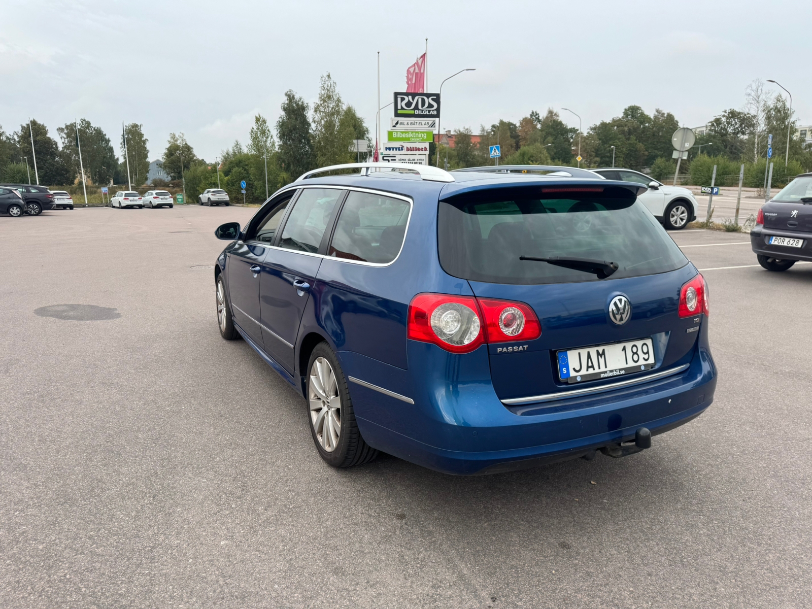 Volkswagen Passat 2010, bild 4/10