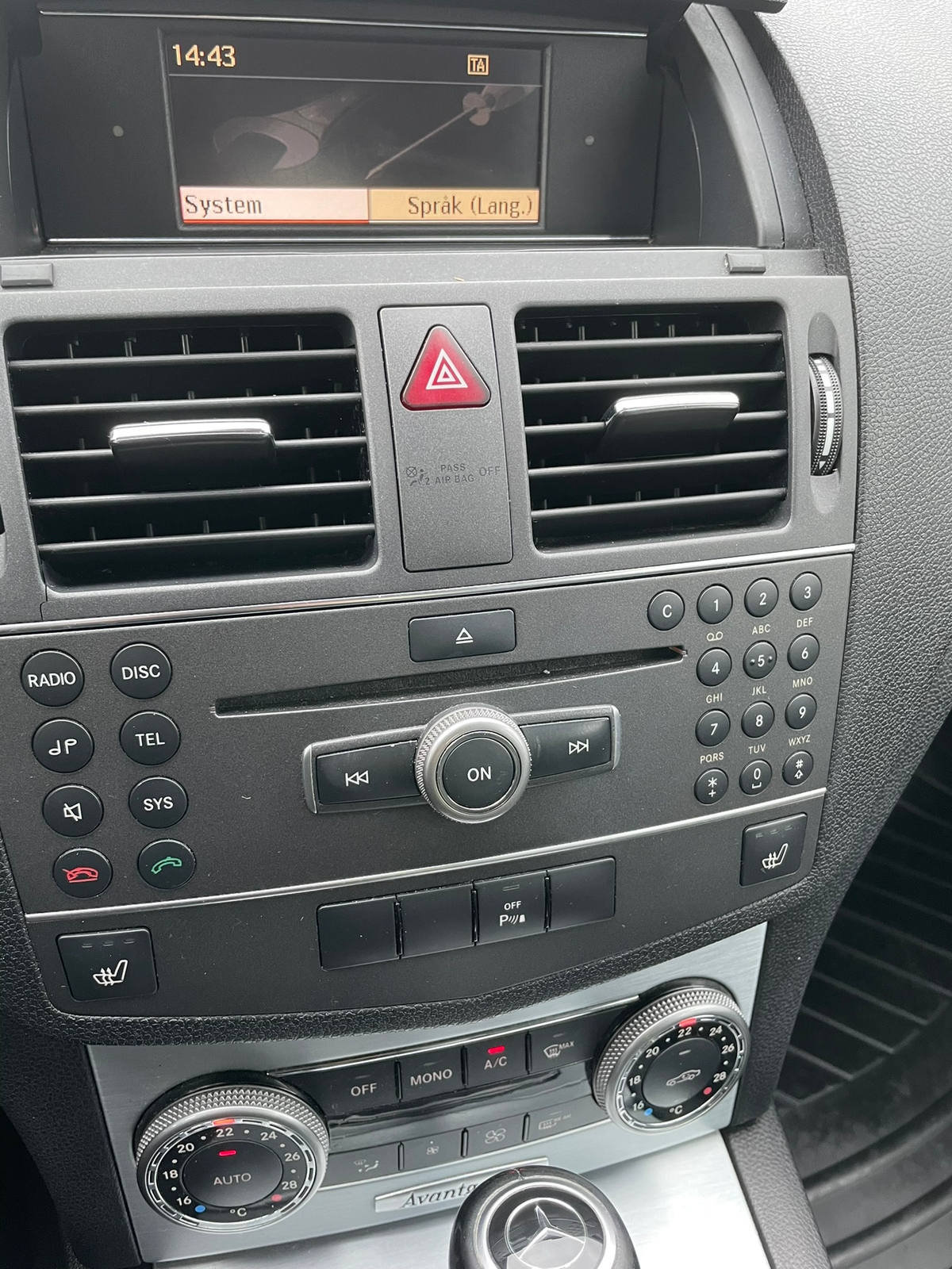 Mercedes-Benz C 2011, bild 4/5