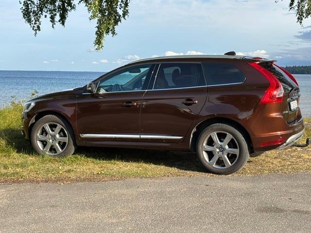 Volvo XC60 D4 AWD Manuell 2014, bild 4/10