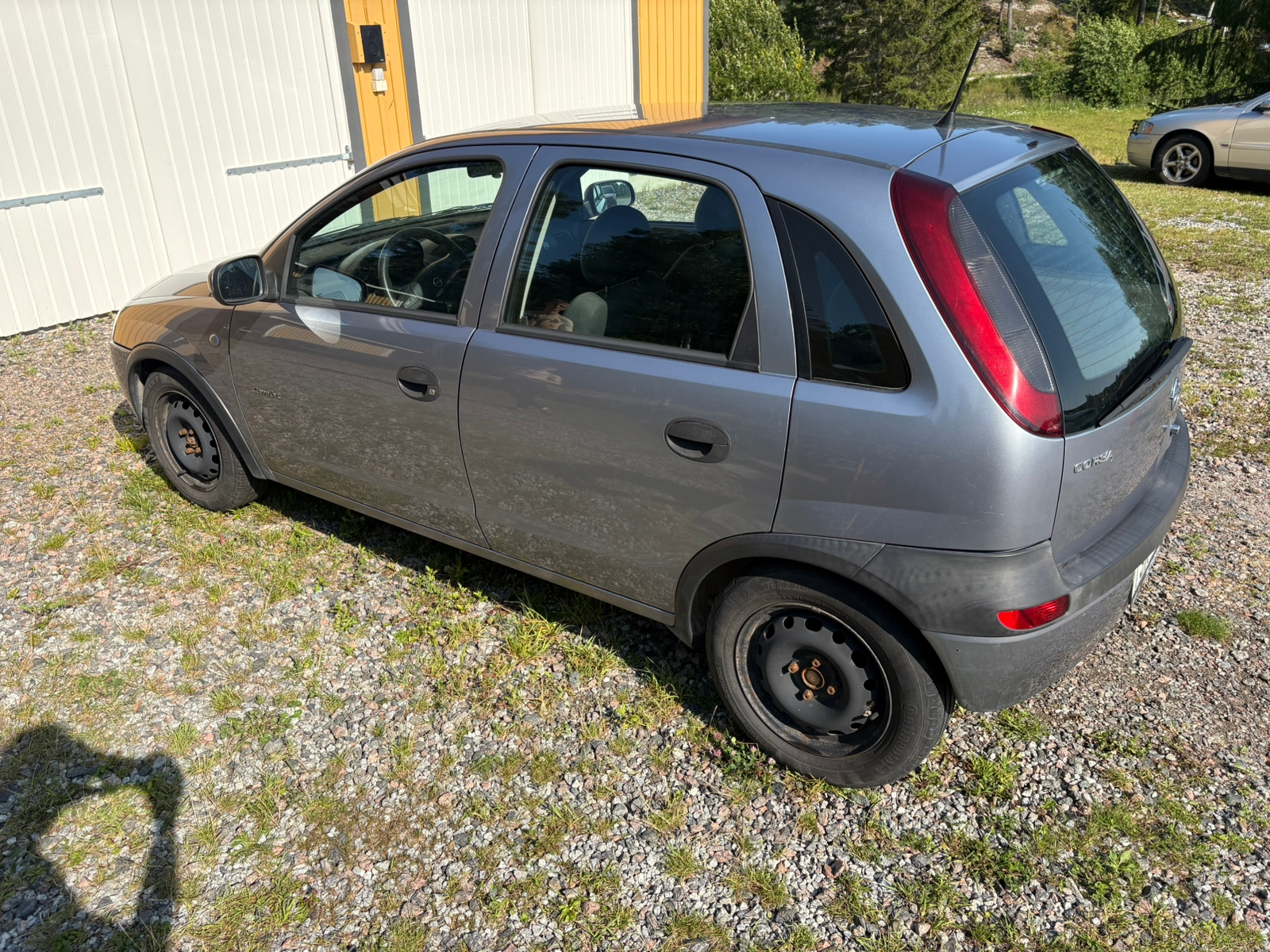 Opel Corsa 5-dörrar 1.2 Manuell 2003, bild 2/8