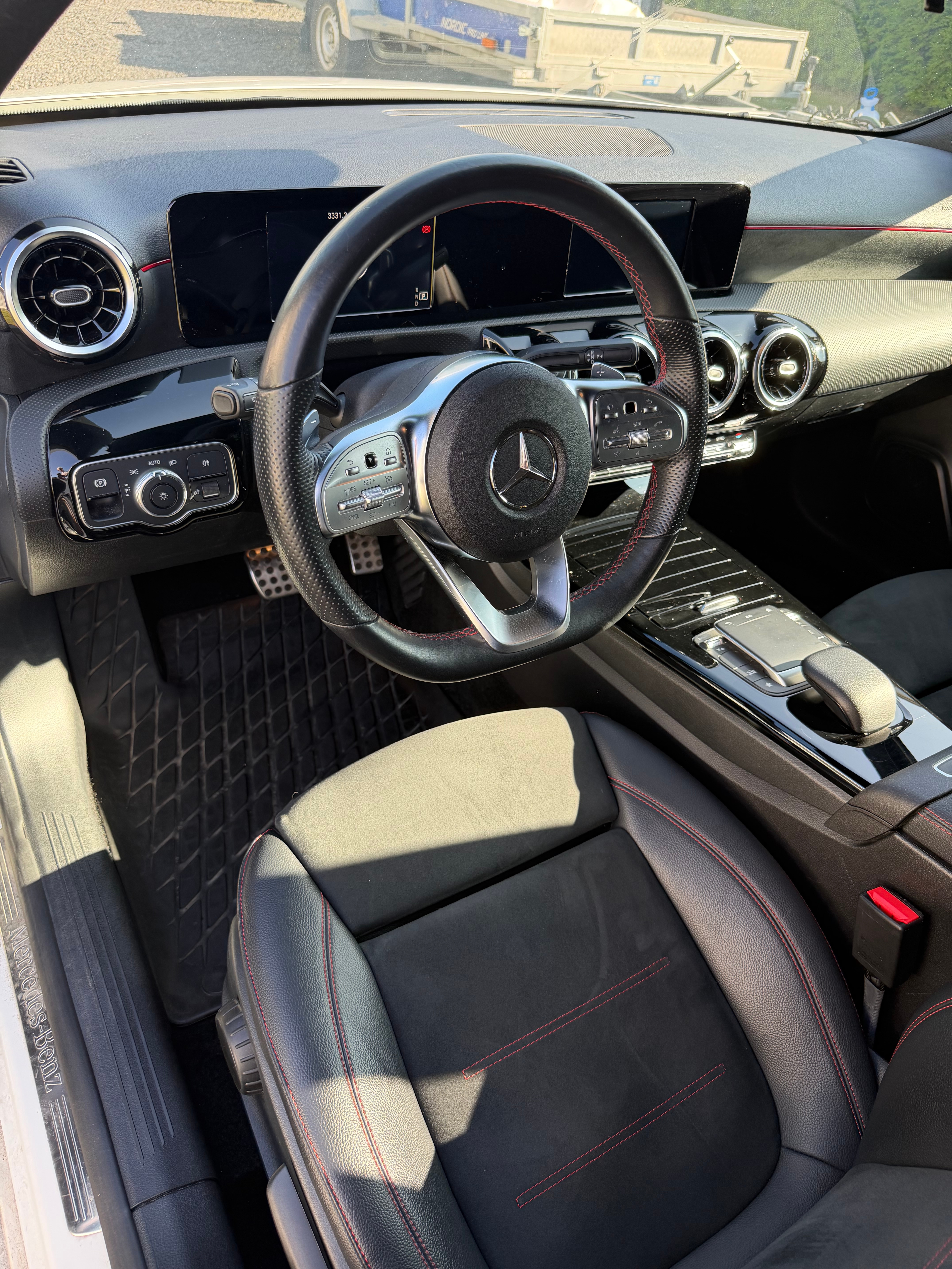 Mercedes-Benz A 180 7G-DCT 2021, bild 5/5
