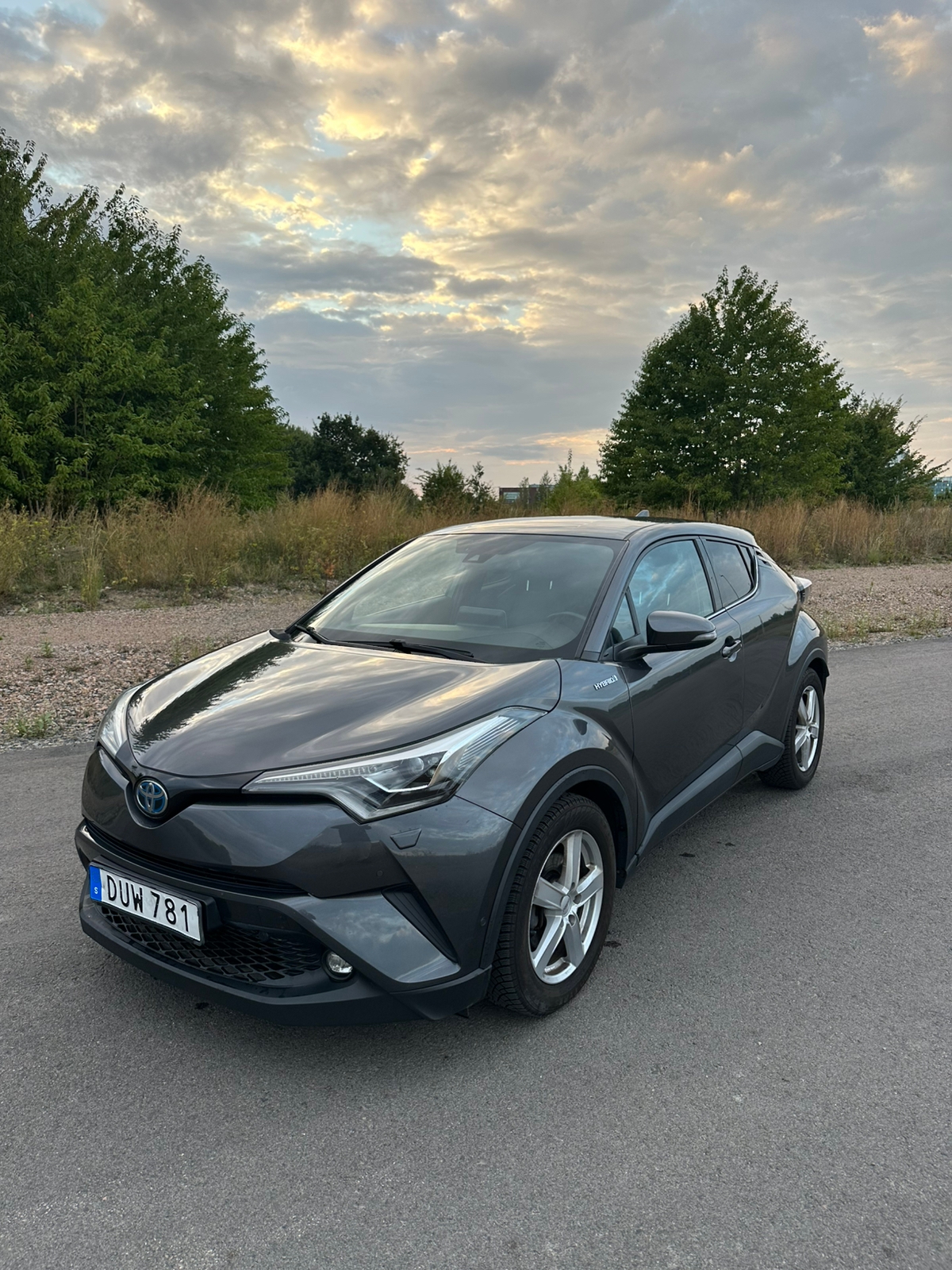 Toyota C-HR 1.8 Hybrid Executive 2018, bild 3/10