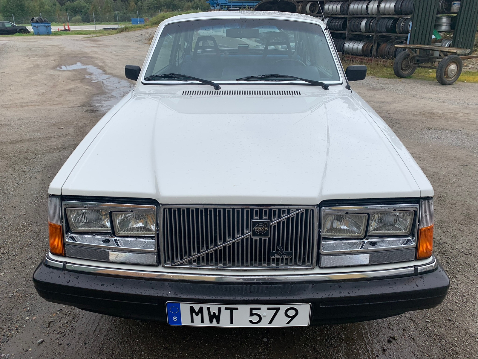 Volvo 240 2-door 2.3 Manual 1983, photo 4/7
