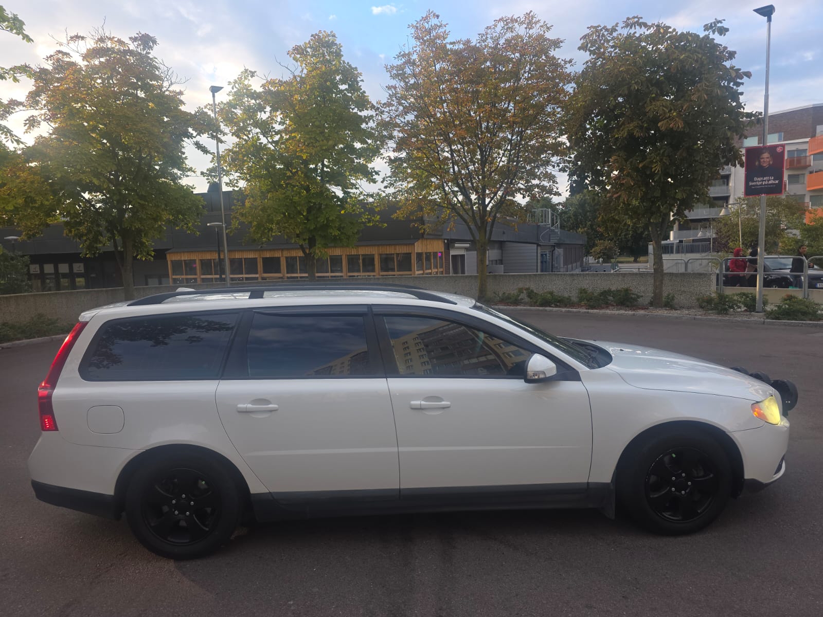 Volvo V70 2.4D Manuell 2009, bild 3/8