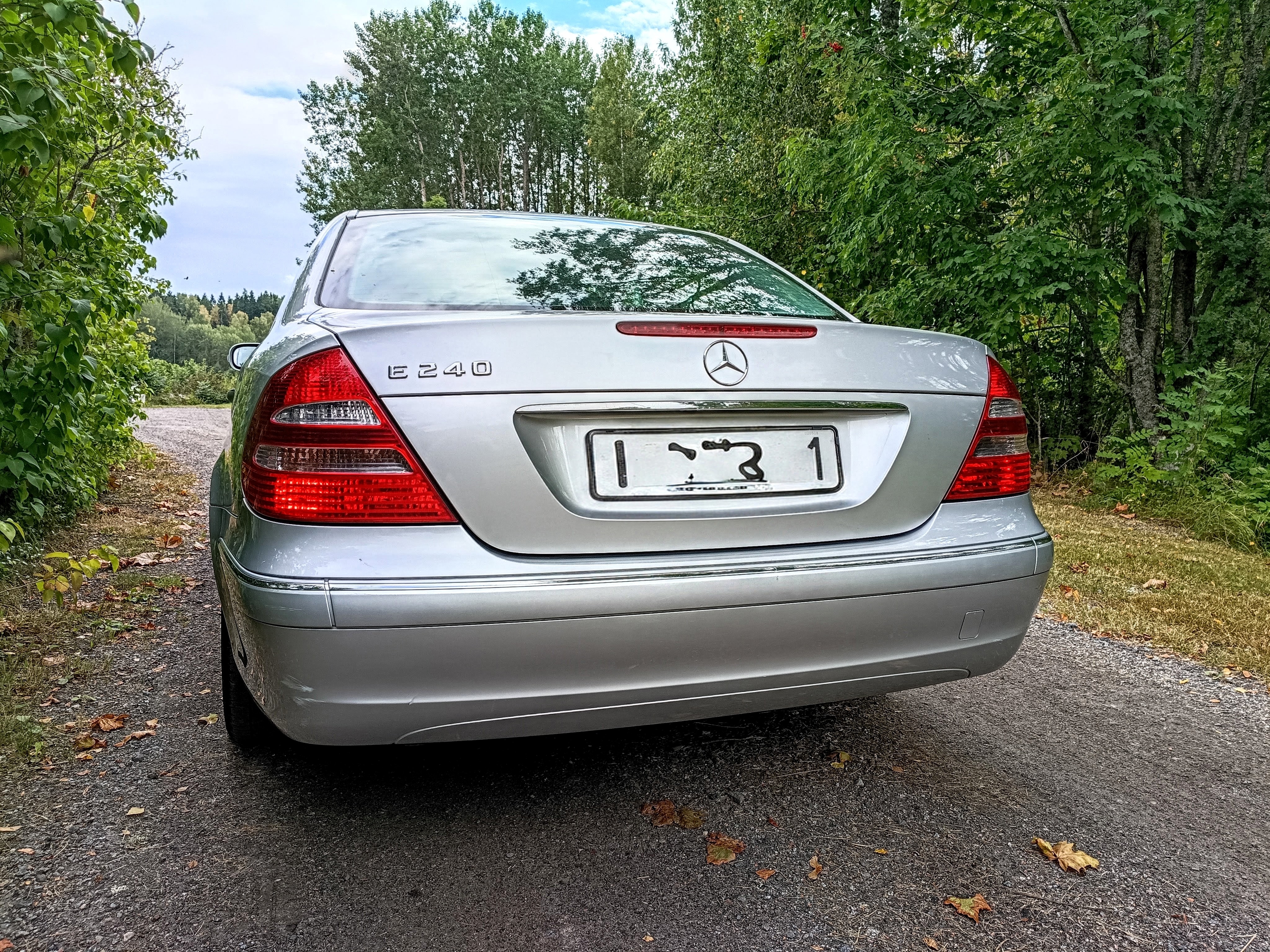 Mercedes-Benz E 240 5G-Tronic 2003, bild 6/9