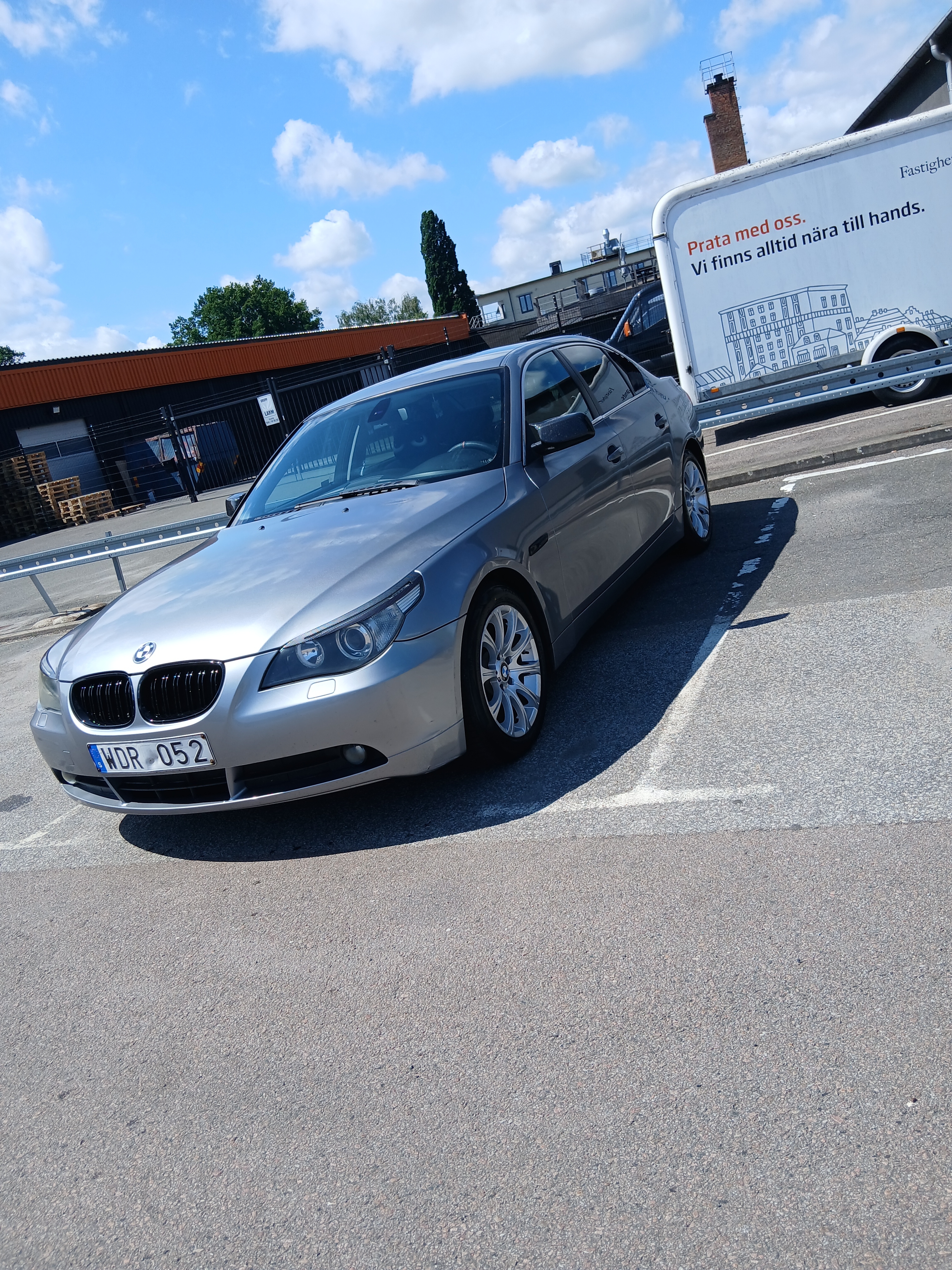 BMW 520 i Sedan Manuell 2005, bild 5/5