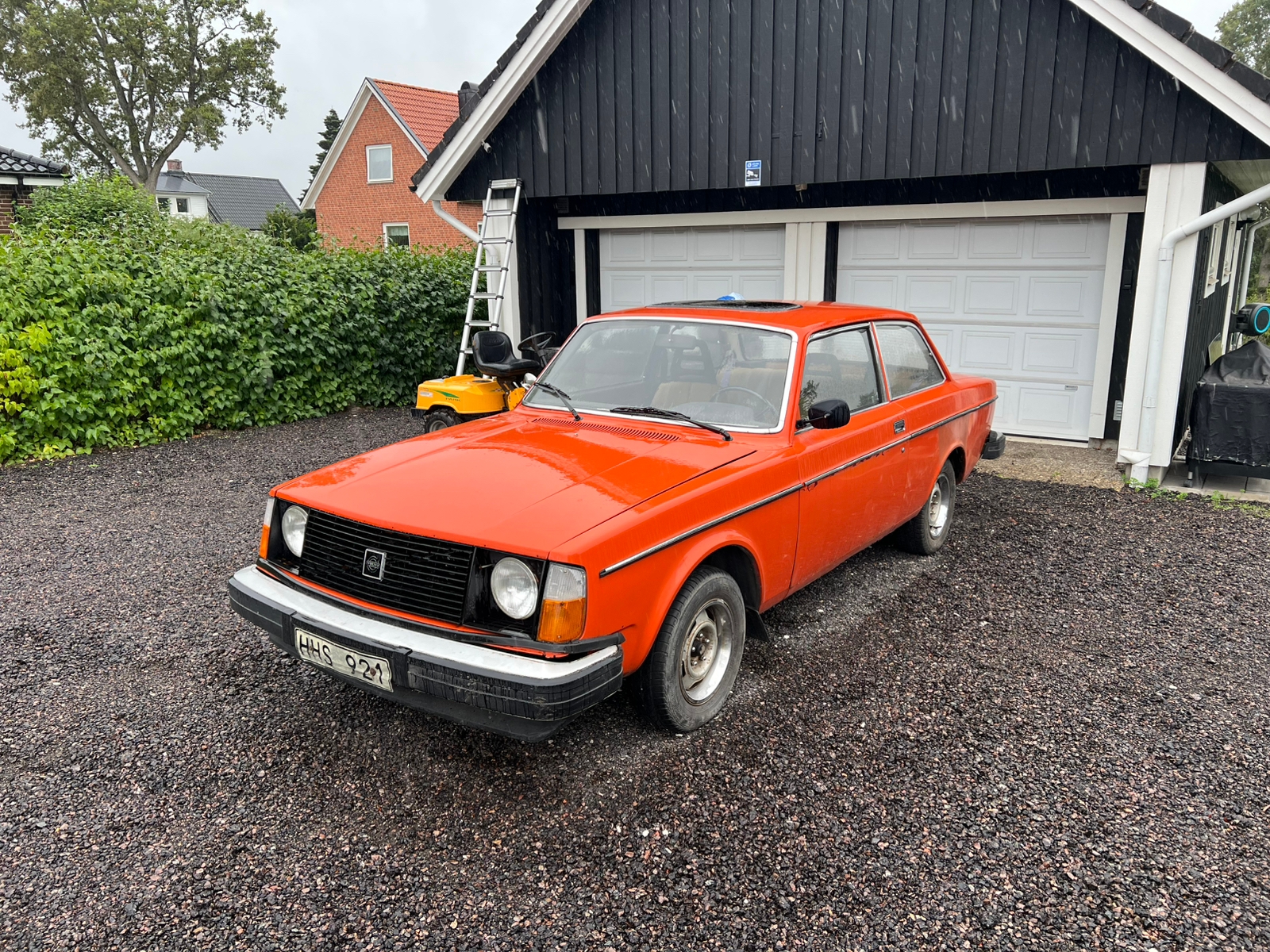 Volvo 242