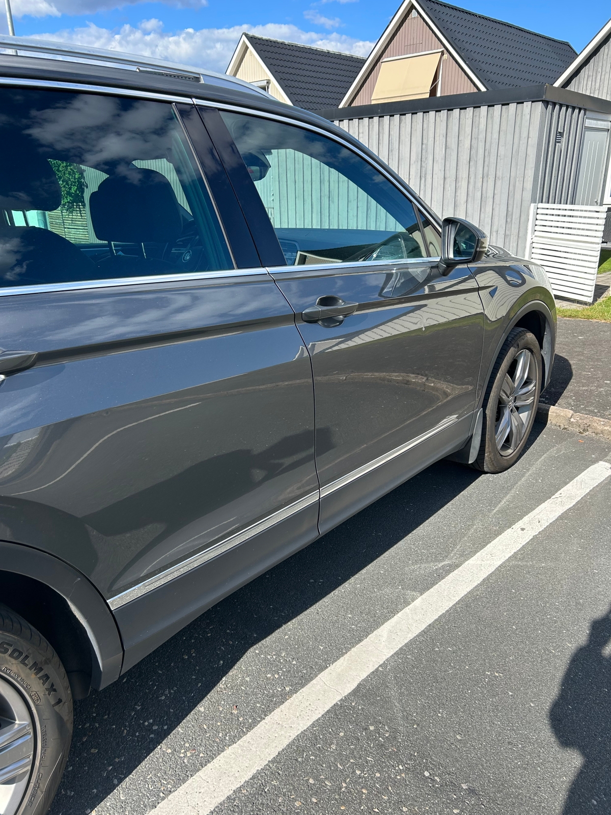 Volkswagen Tiguan 2017, bild 3/5