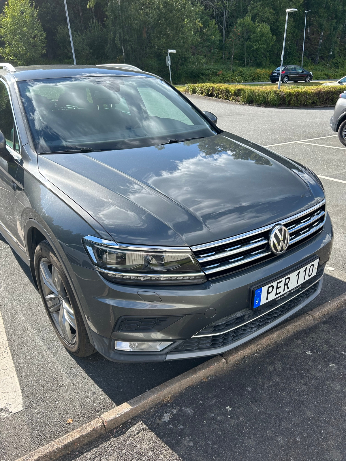 Volkswagen Tiguan 2017, bild 4/5