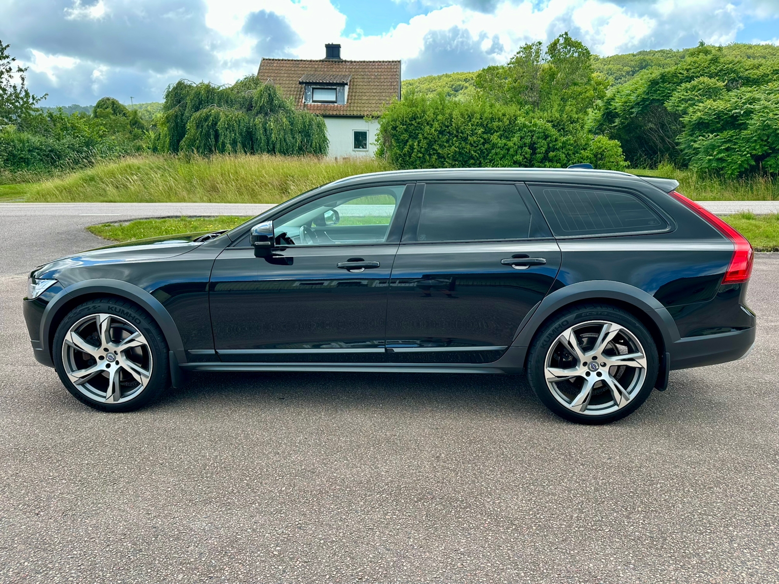 Volvo V90 Cross Country D4 AWD 2018, bild 4/9