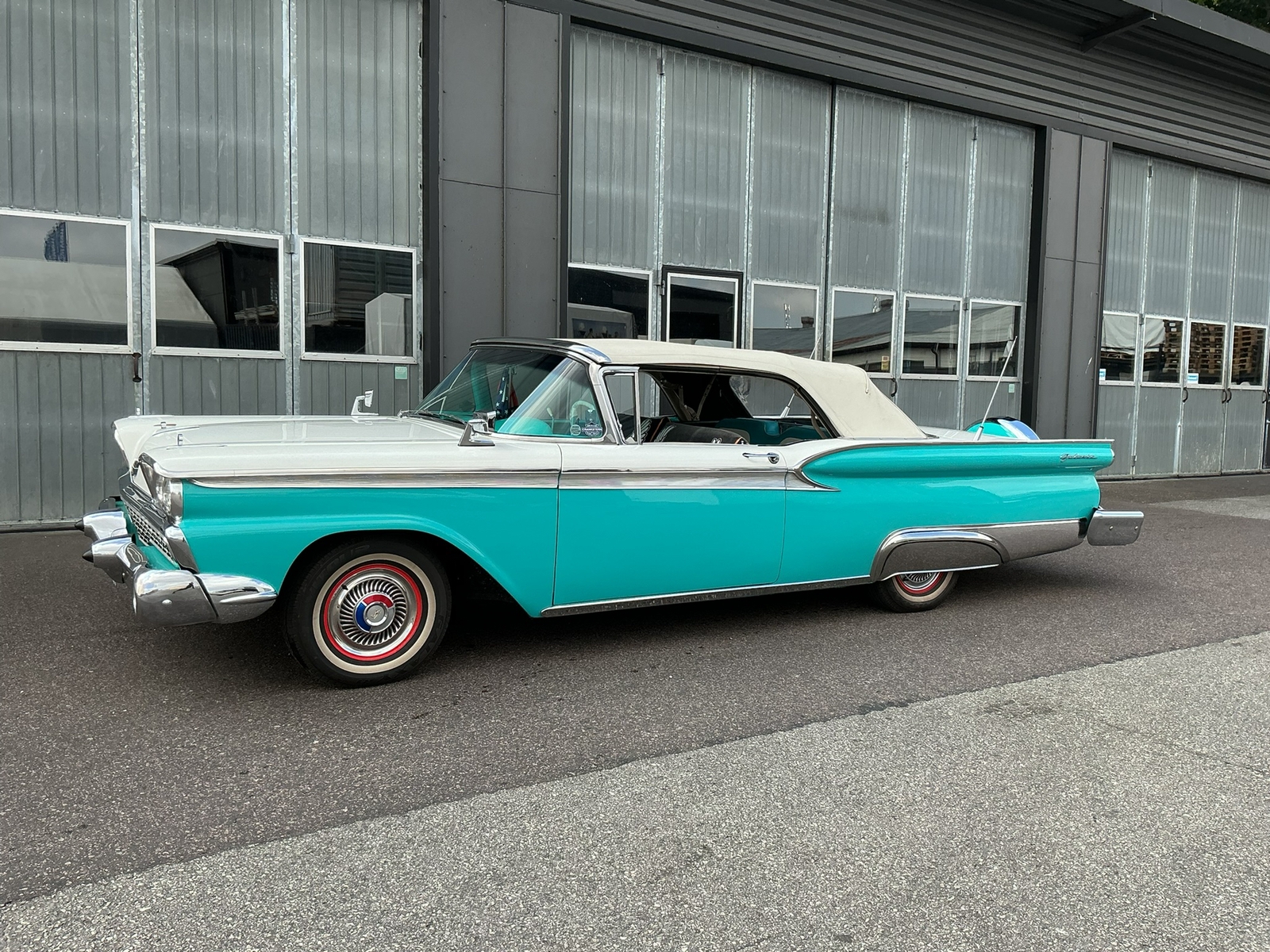 Ford Galaxie Sunliner 5.8 V8 1959, bild 2/10