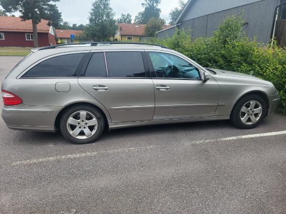 Mercedes-Benz E