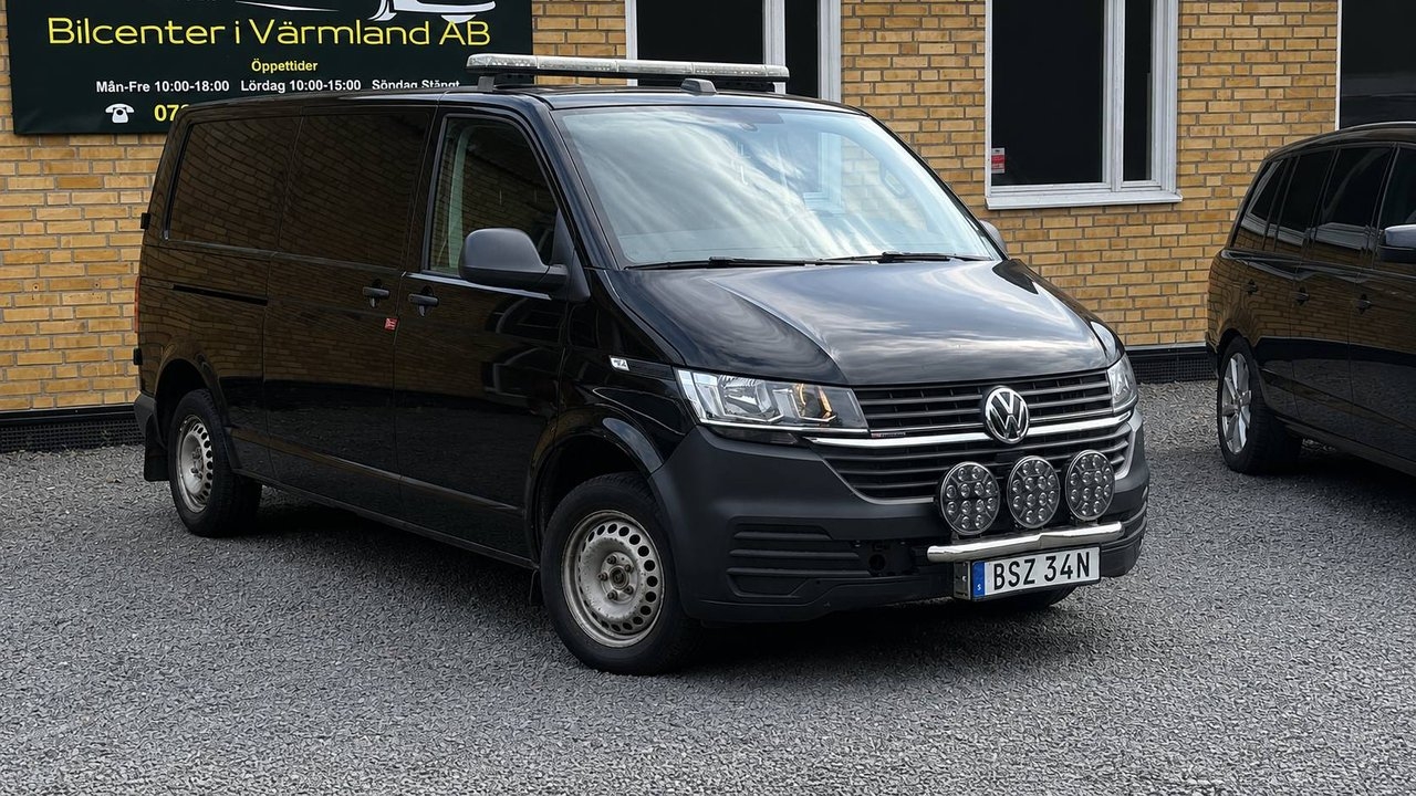 Volkswagen Transporter 2022, photo 2/10