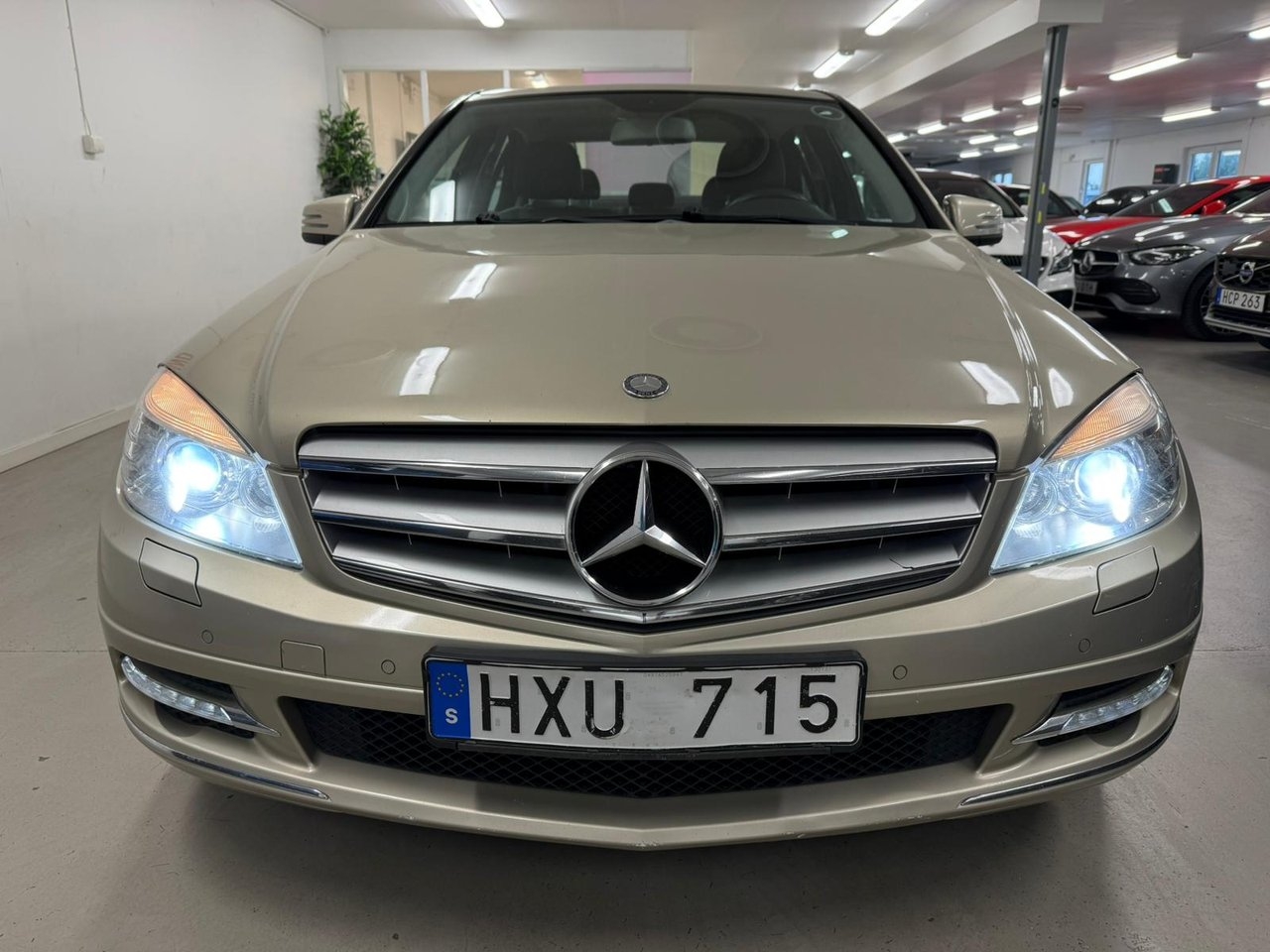 Mercedes-Benz C 2011, bild 2/10