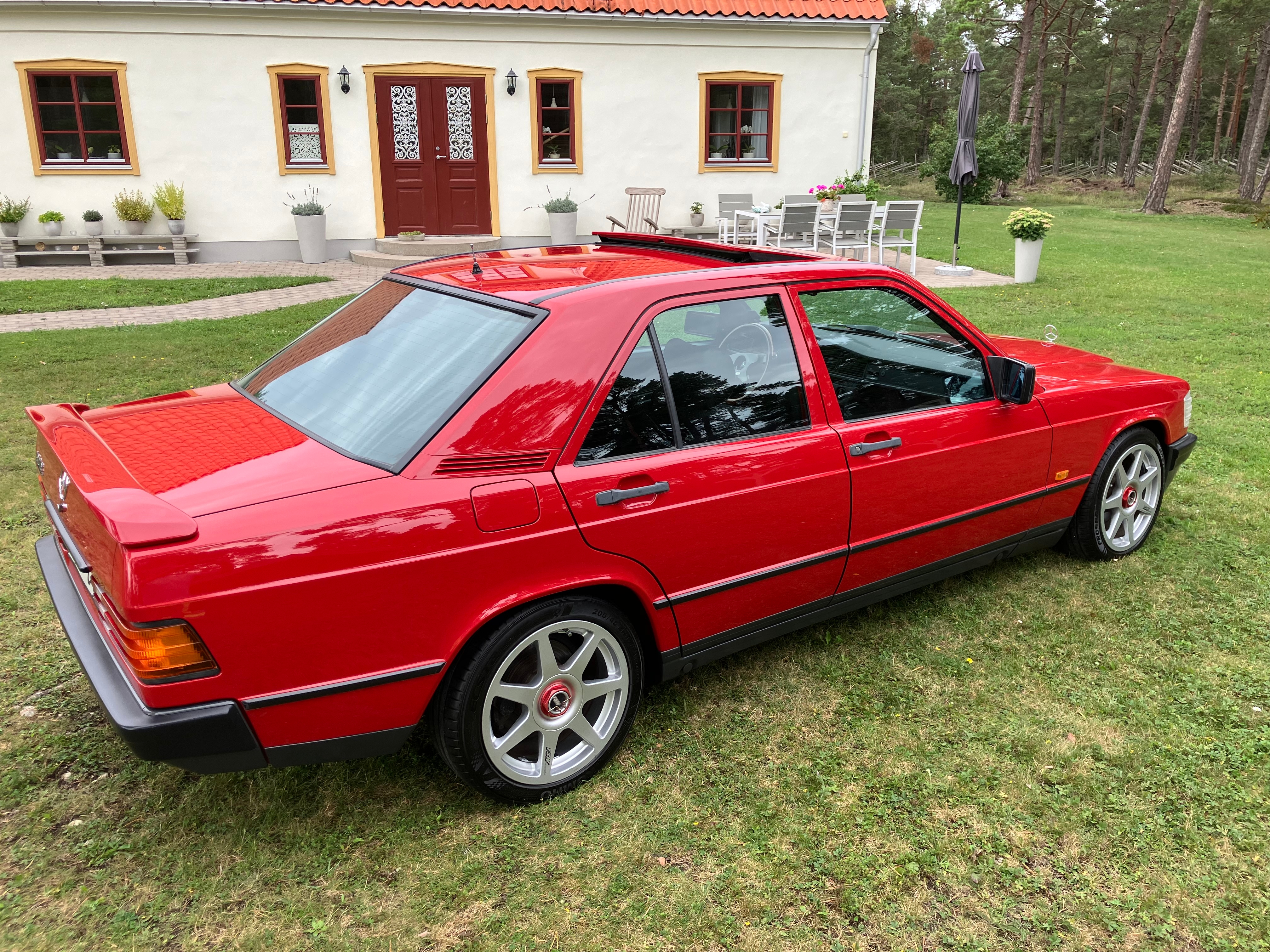 Mercedes-Benz 190 E 4G-Tronic 1988, photo 2/10