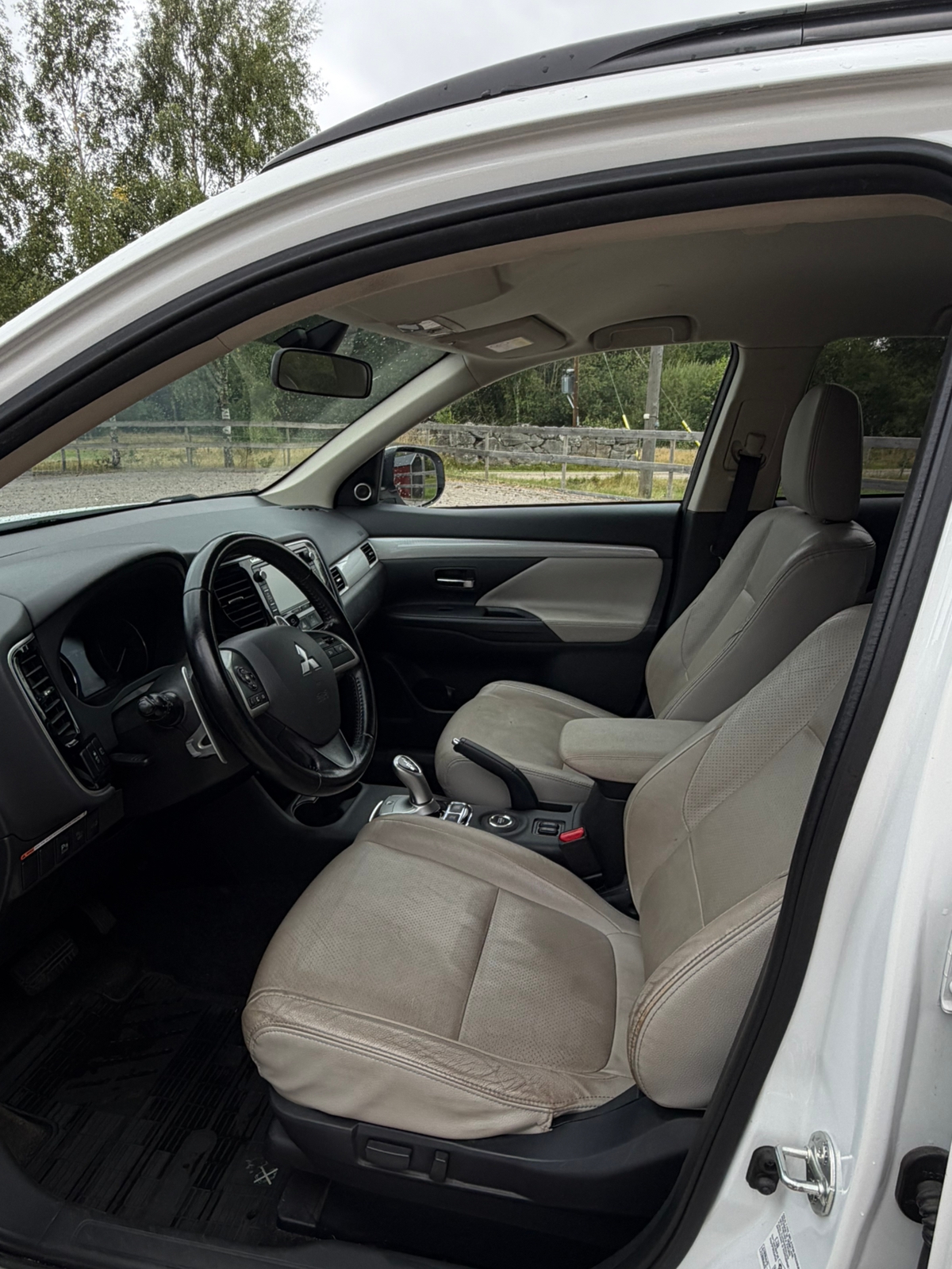 Mitsubishi Outlander 2014, bild 6/7
