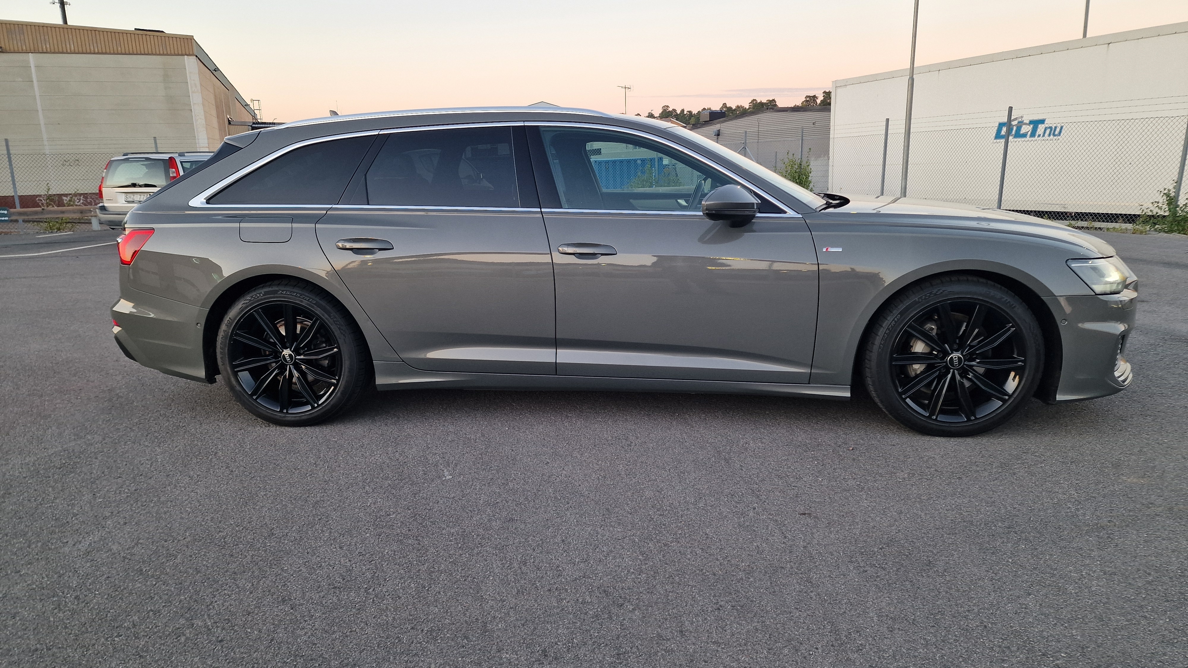 Audi A6 Avant 40 TDI quattro S Tronic 2023, kuva 2/8