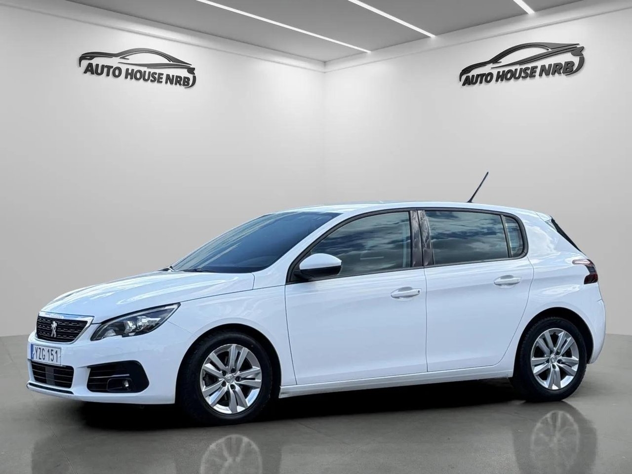 Peugeot 308 2017, bild 2/10