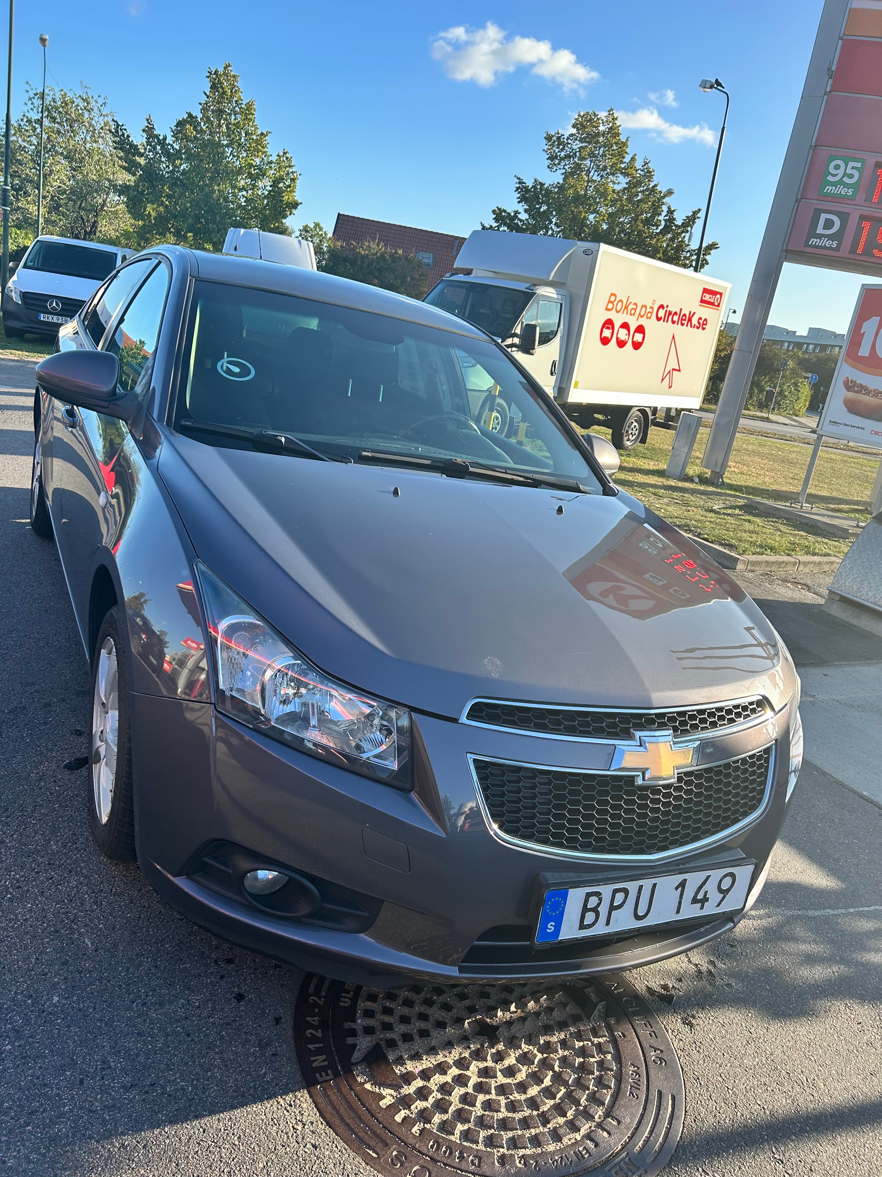 Chevrolet Cruze 1.7 TD VCDi Manuell 2012, bild 2/2