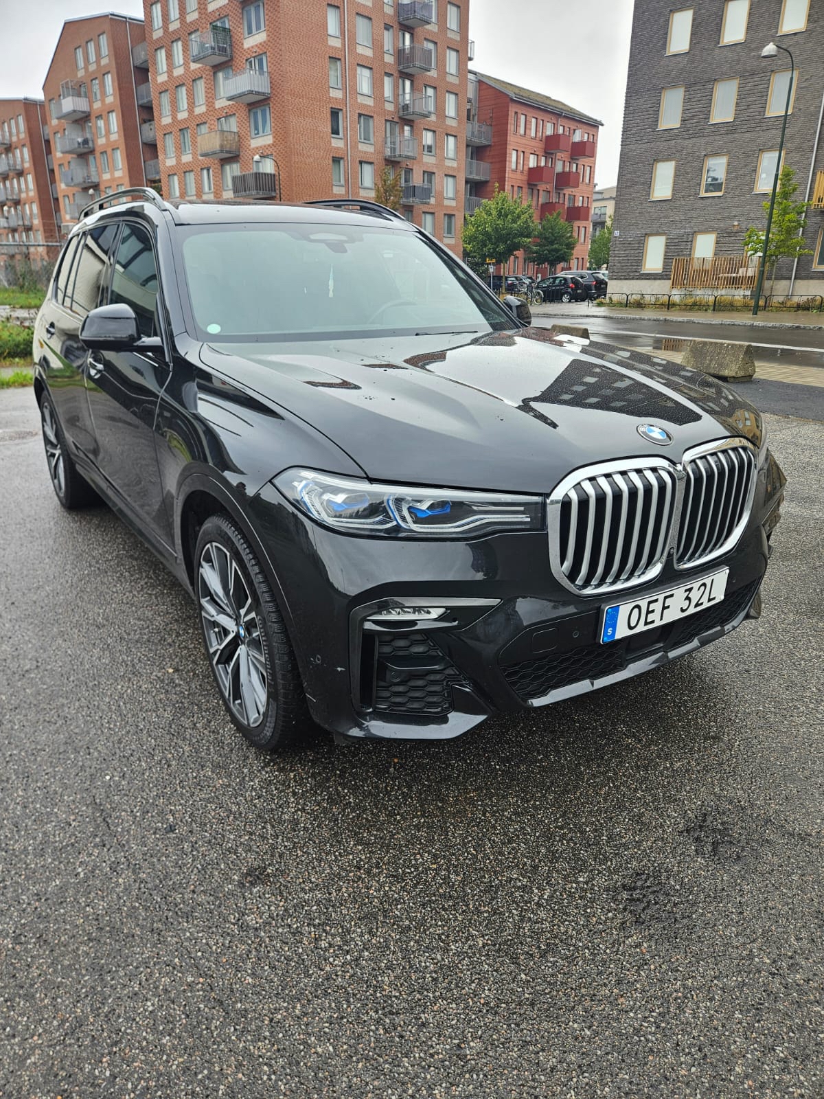BMW X7