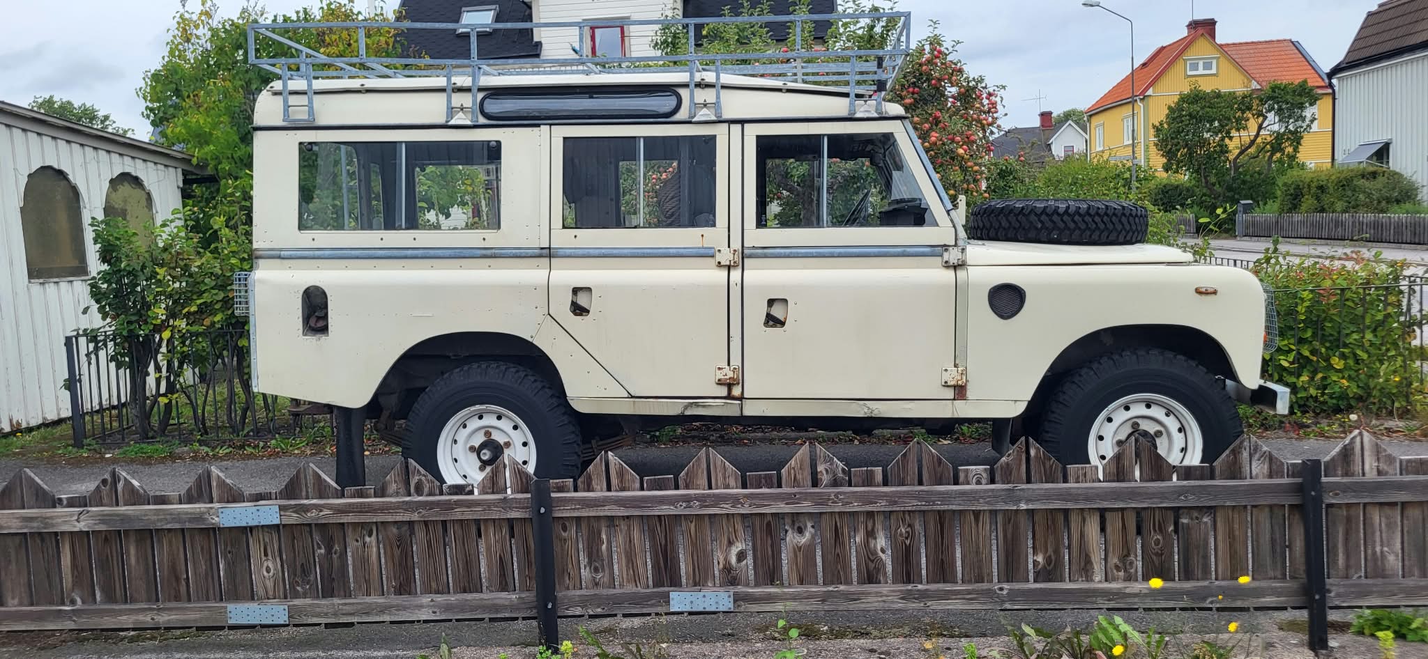 Land Rover 109 Kombi 2.3 4x4 Manuell 1978, bild 7/8