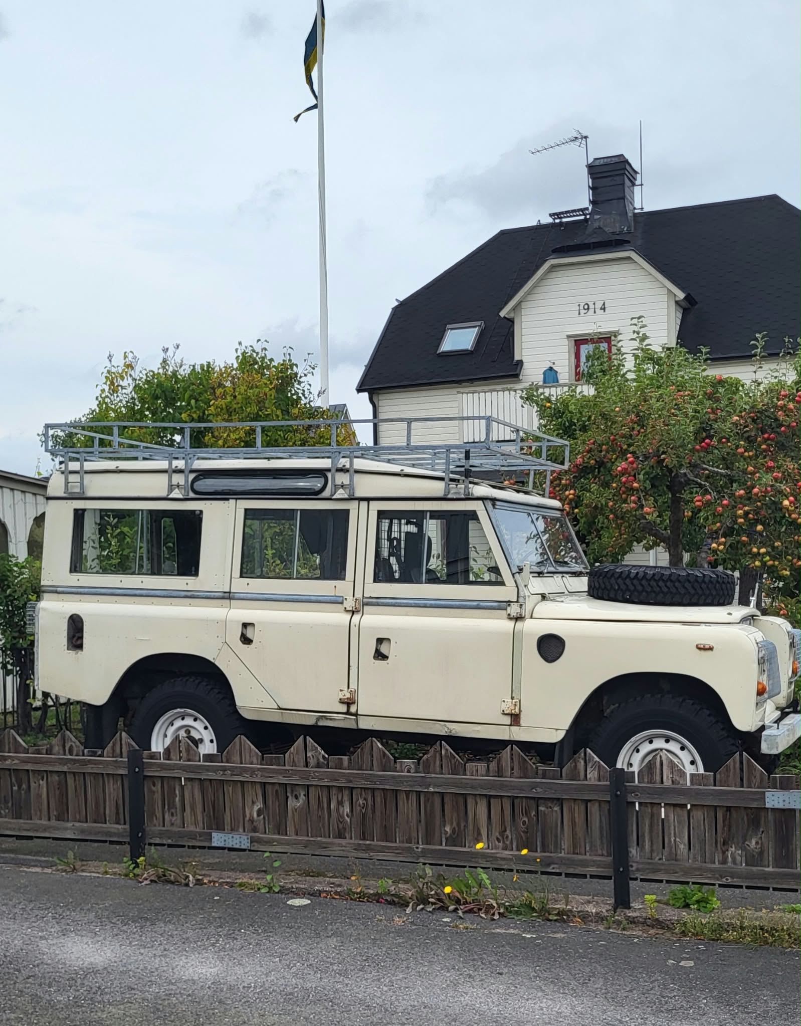 Land Rover 109 Kombi 2.3 4x4 Manuell 1978, bild 4/8