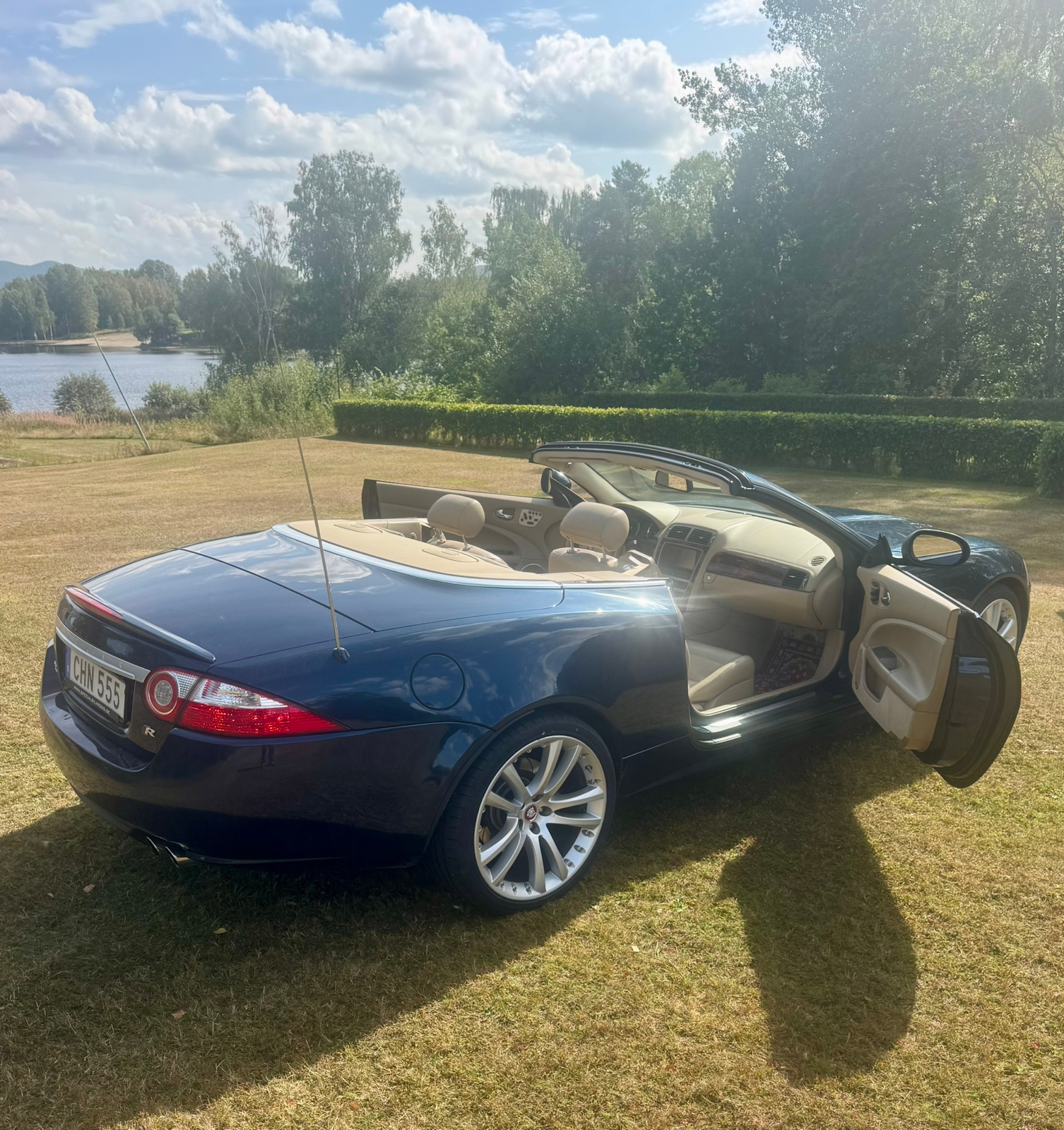 Jaguar XKR