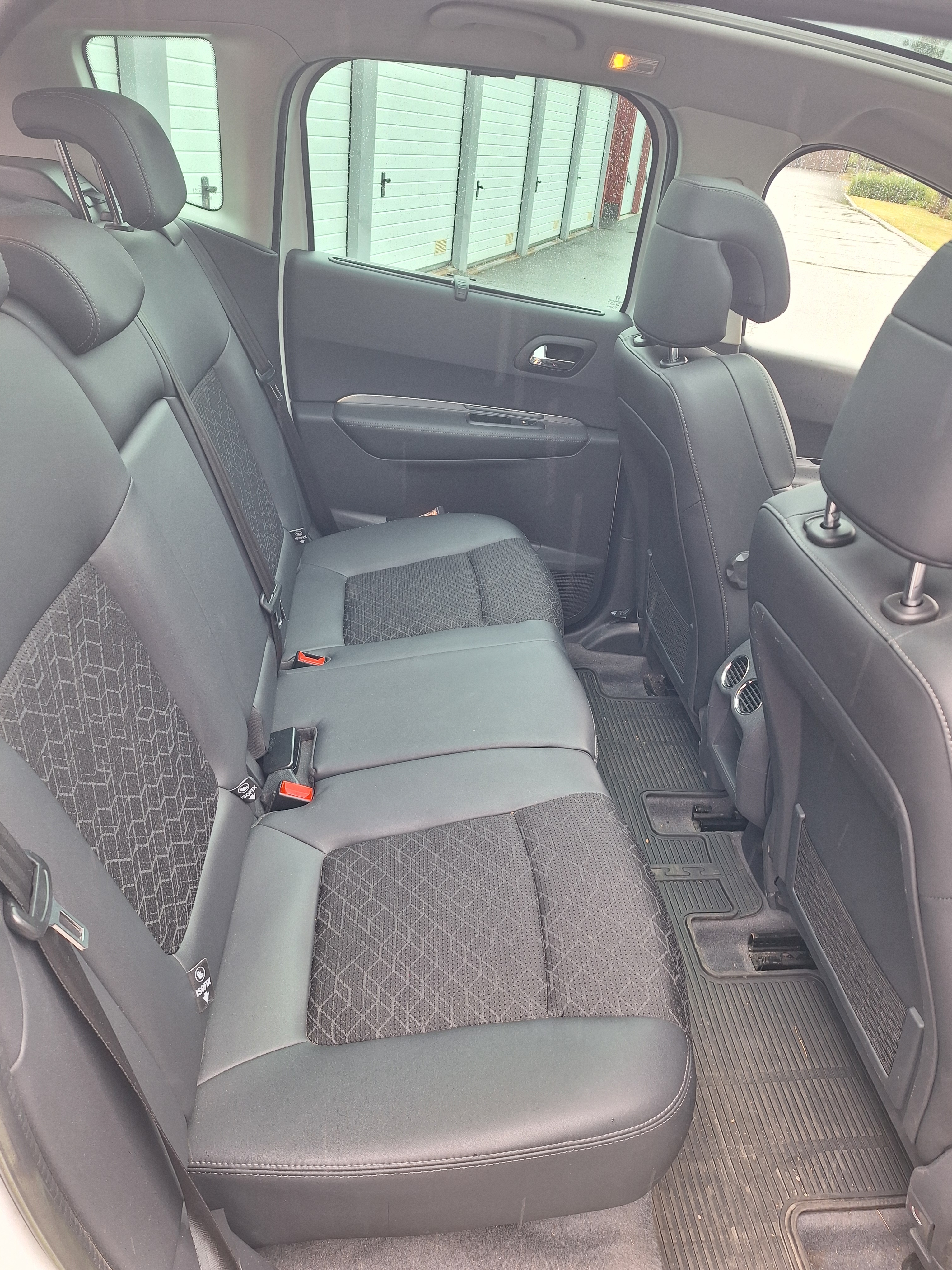Peugeot 3008 2.0 HDi FAP Manuell 2014, bild 6/8