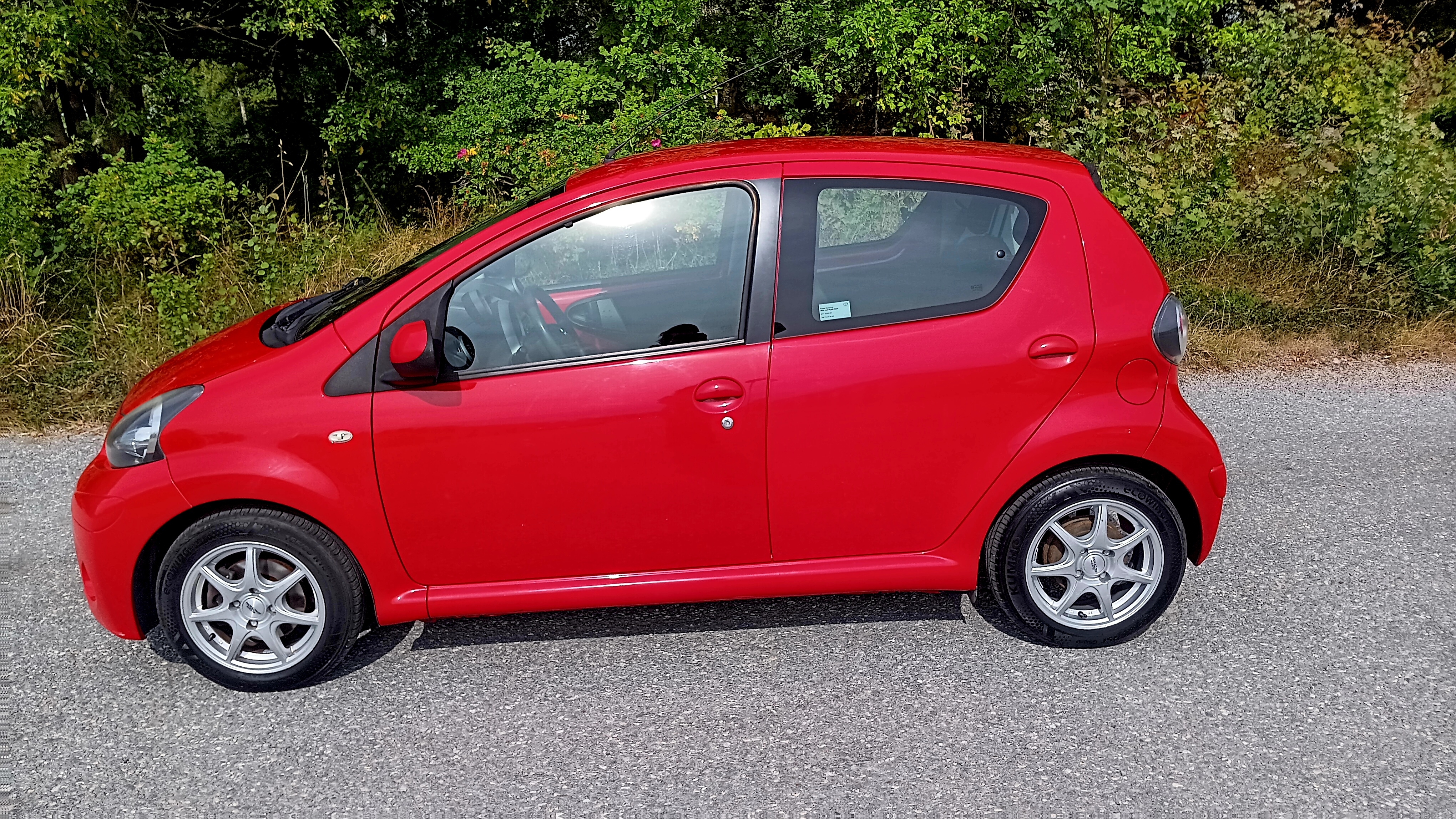 Toyota Aygo 5-dörrar 1.0 VVT-i Manuell 2014, bild 3/10