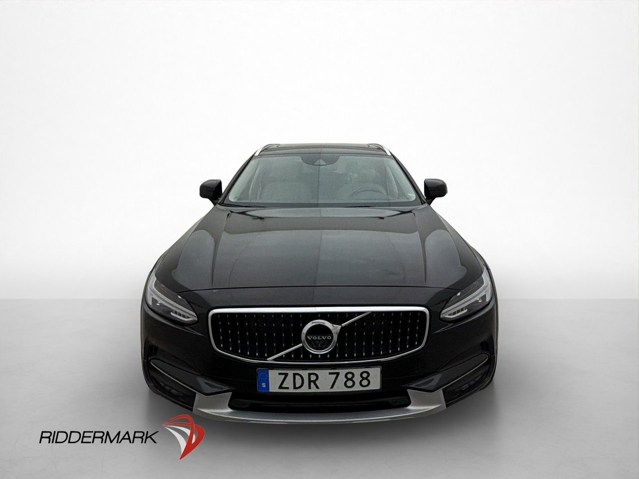 Volvo V90 Cross Country 2018, bild 2/38