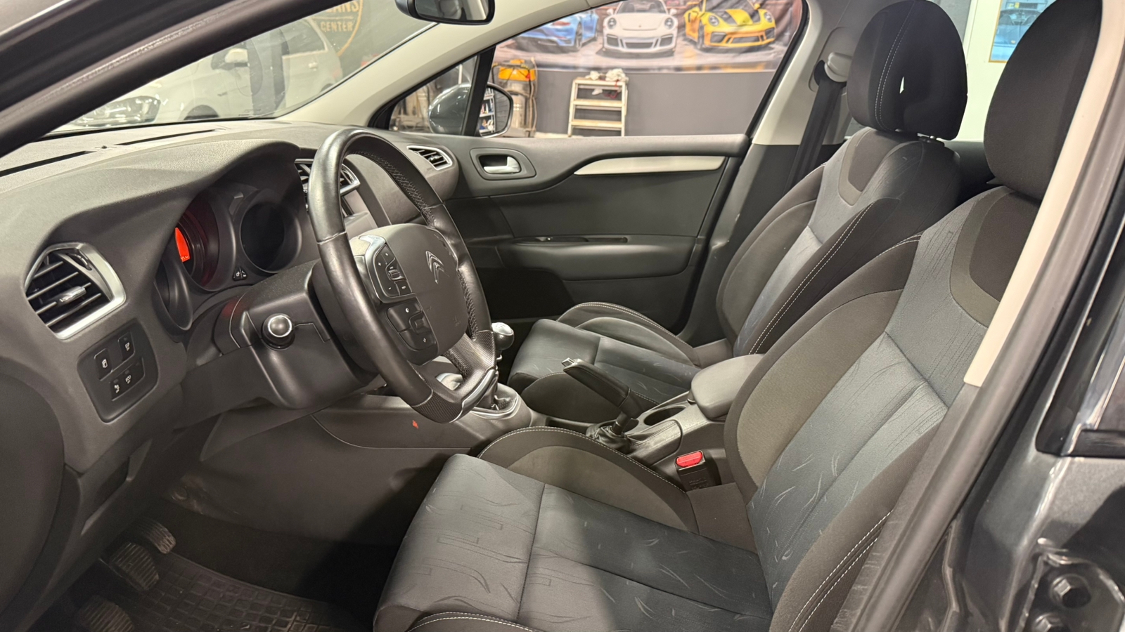 Citroen C4 1.6 HDi Manuell 2012, photo 6/7